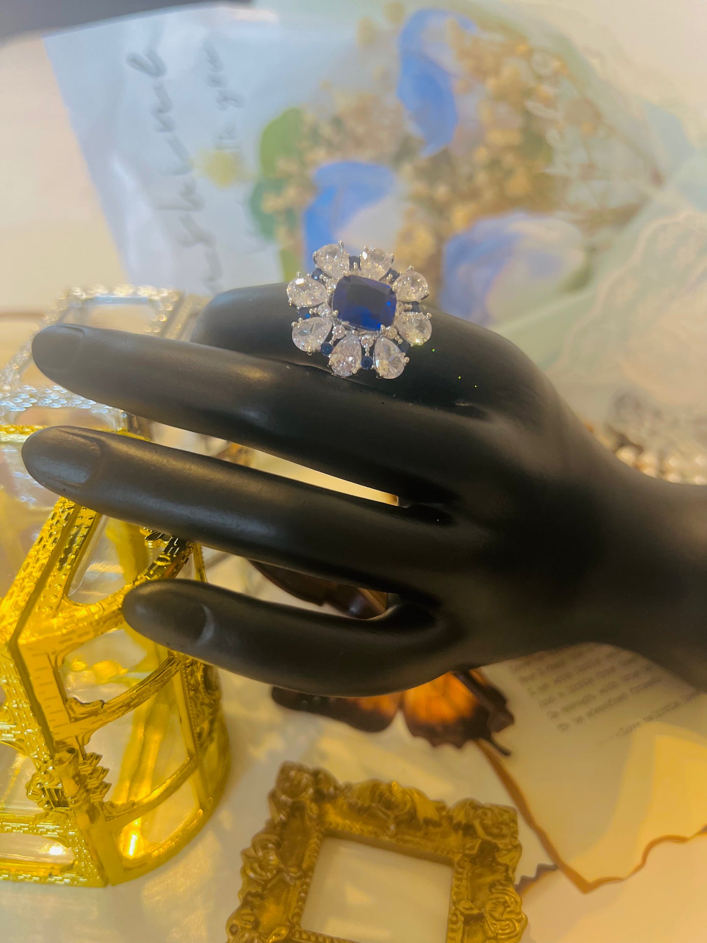 Ring 051