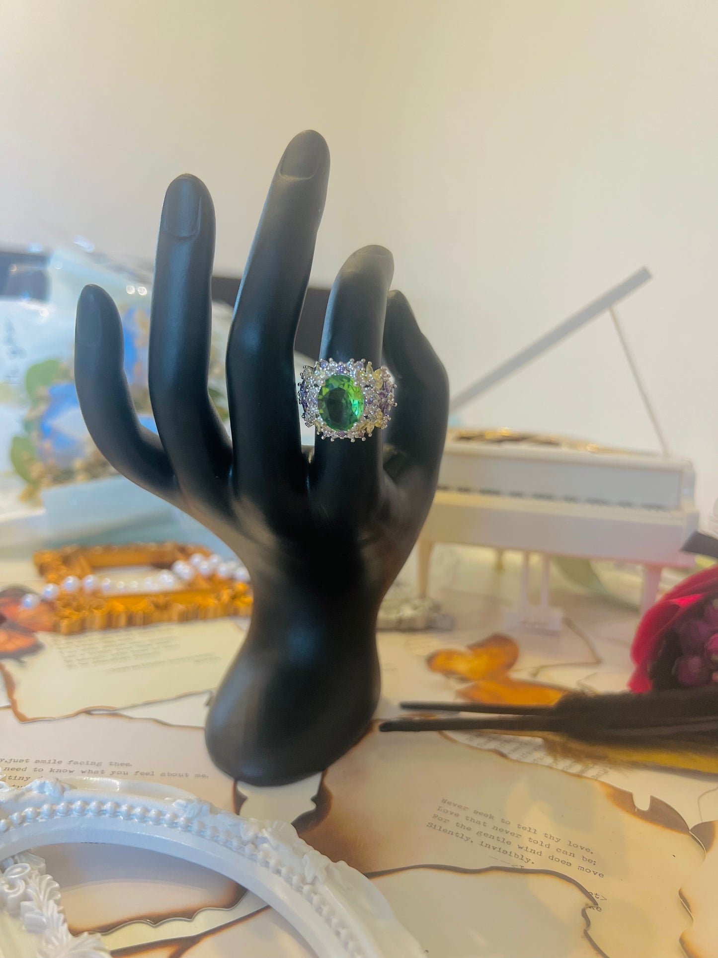 Ring 057
