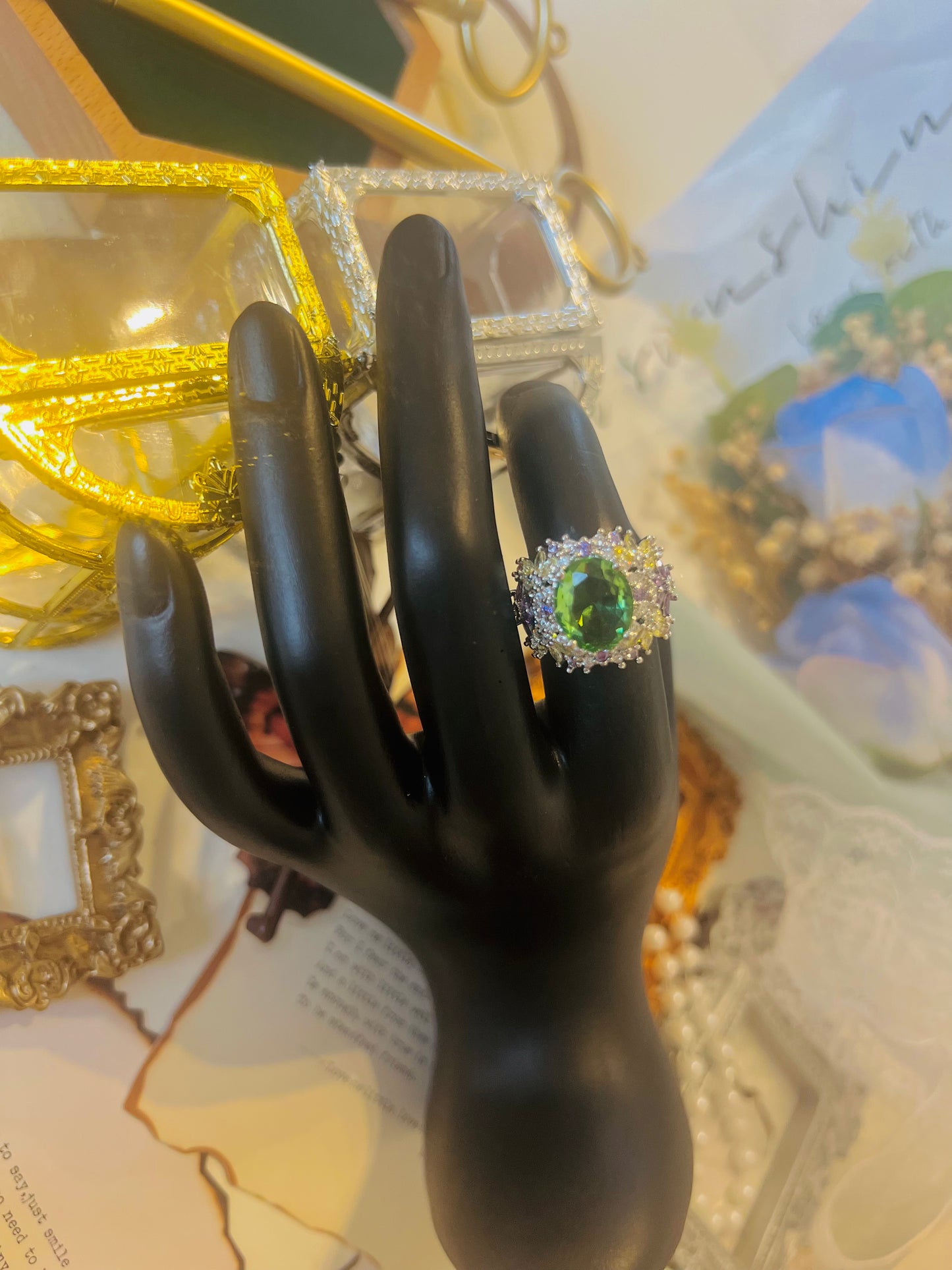 Ring 057