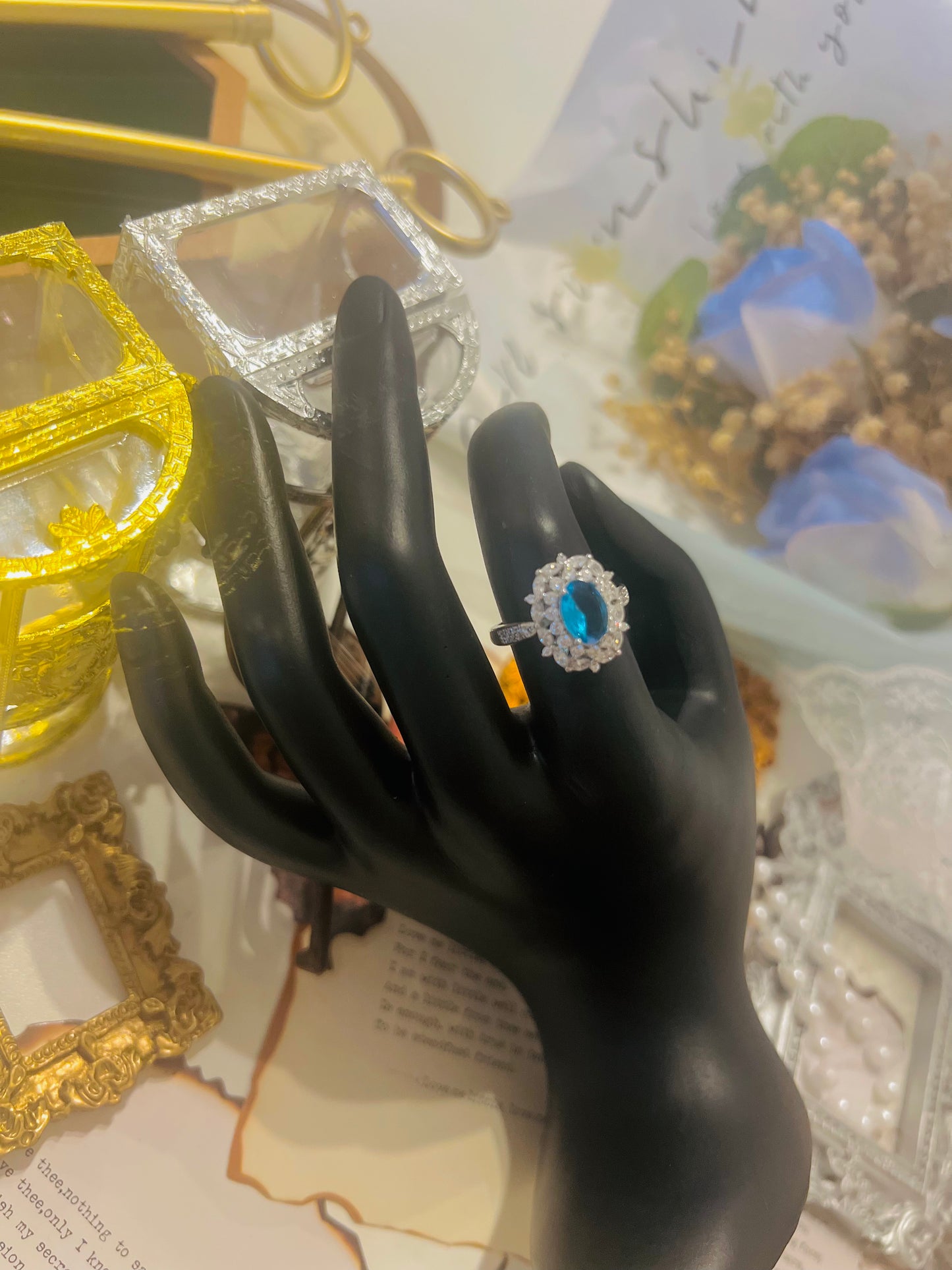Ring 058
