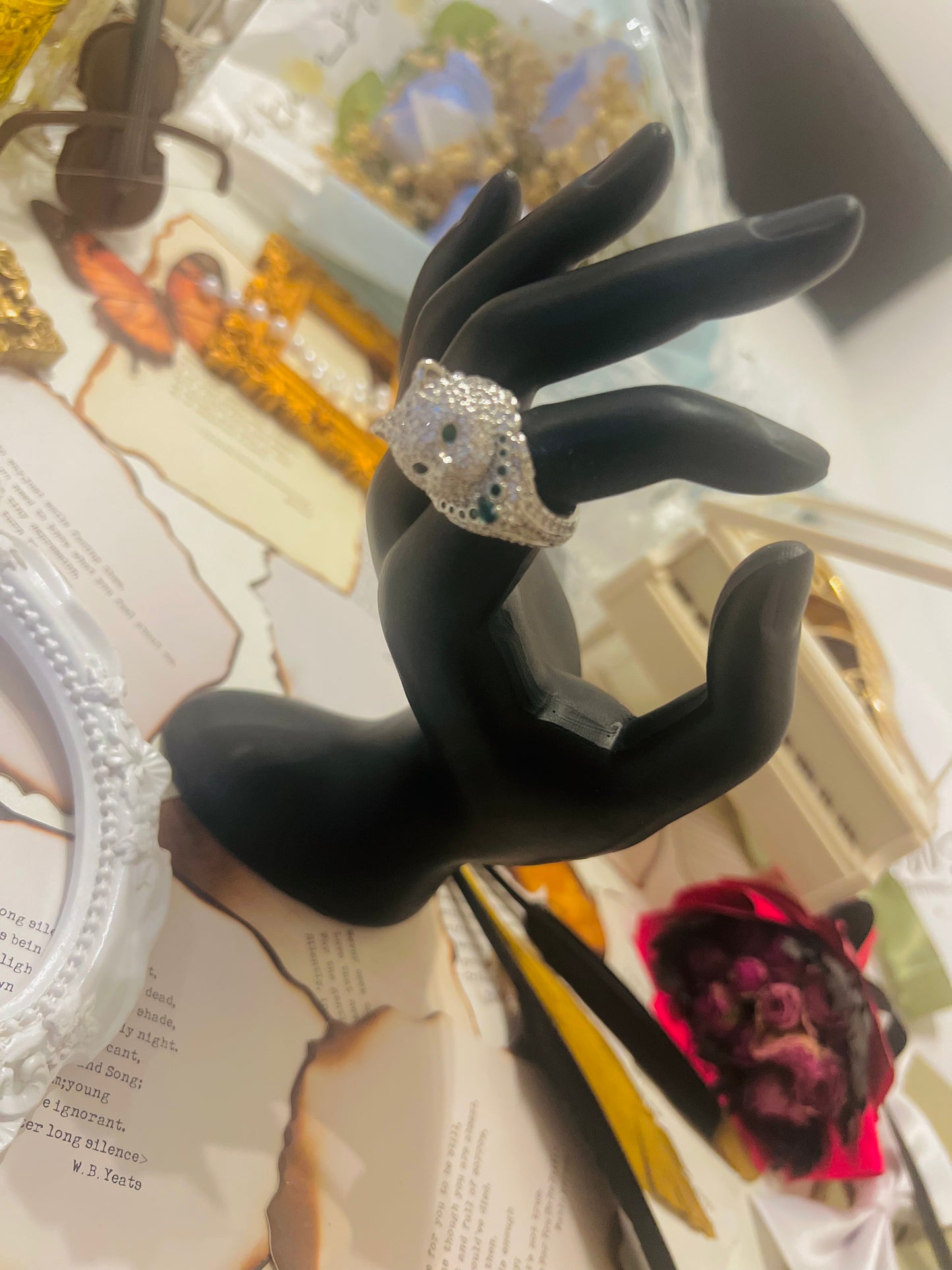 Ring 061