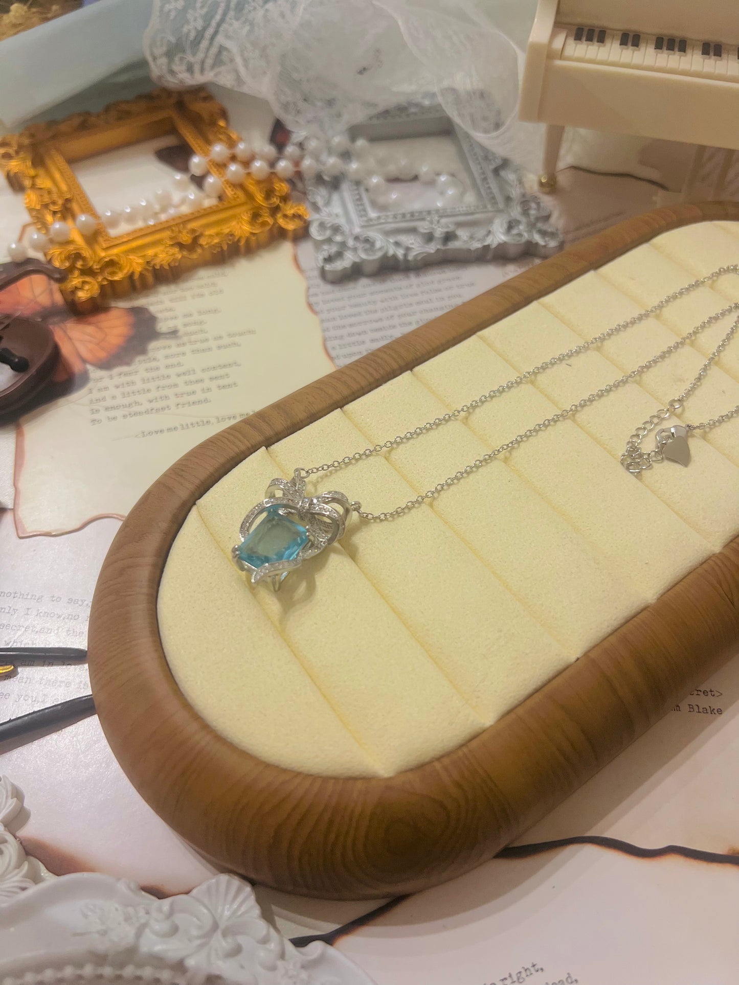 Necklace 023
