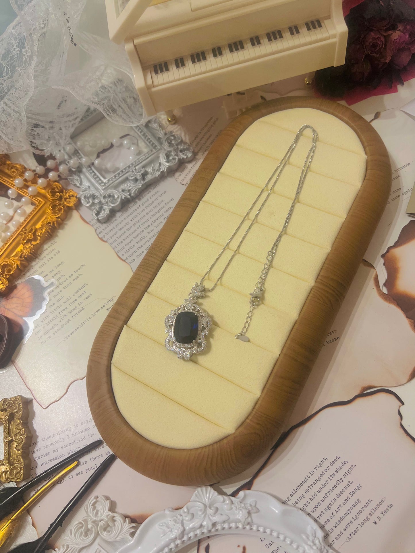 Necklace 024