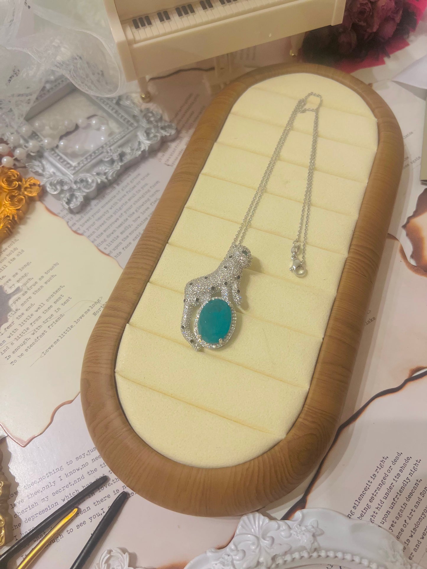 Necklace 025