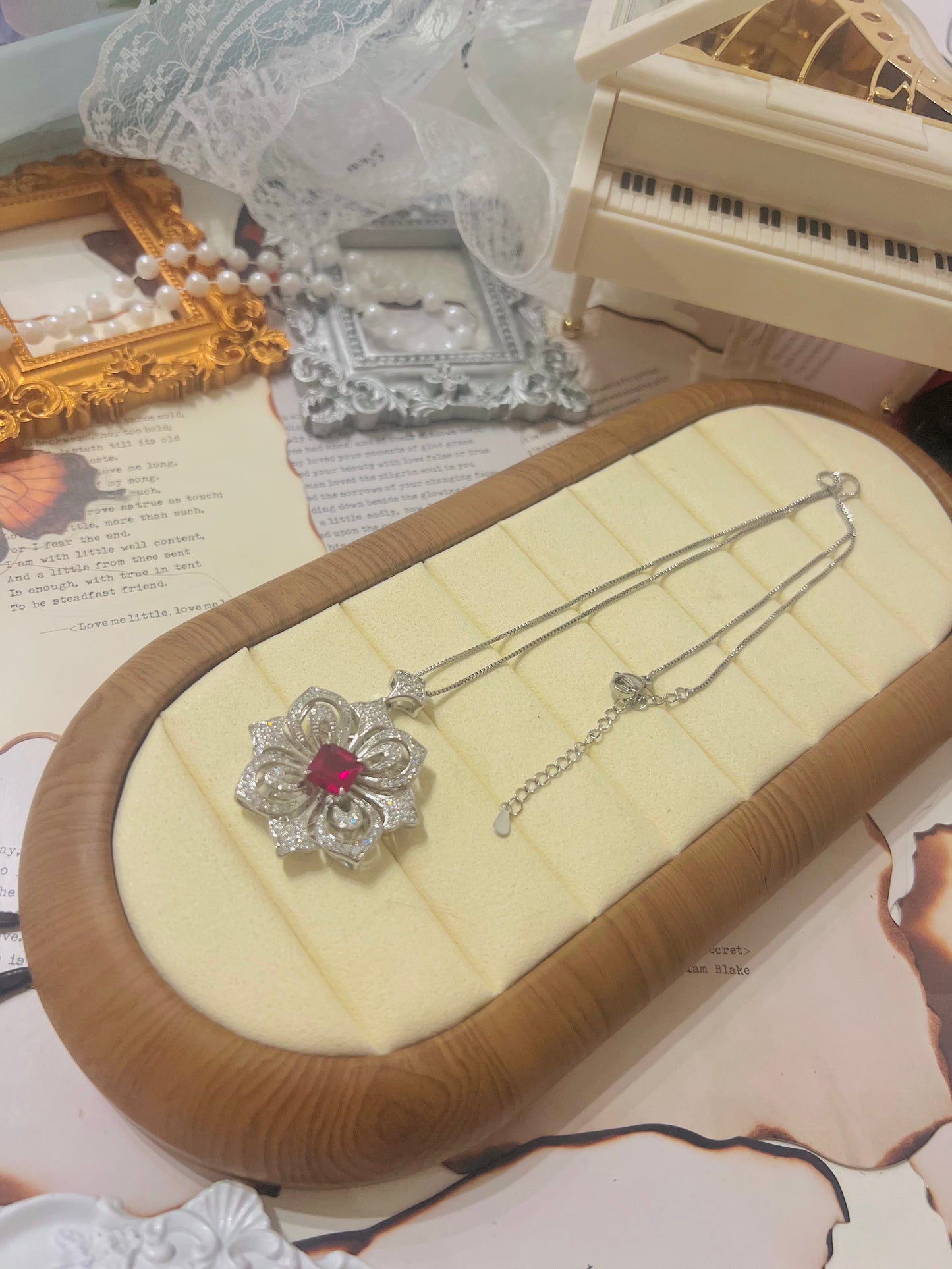 Necklace 028