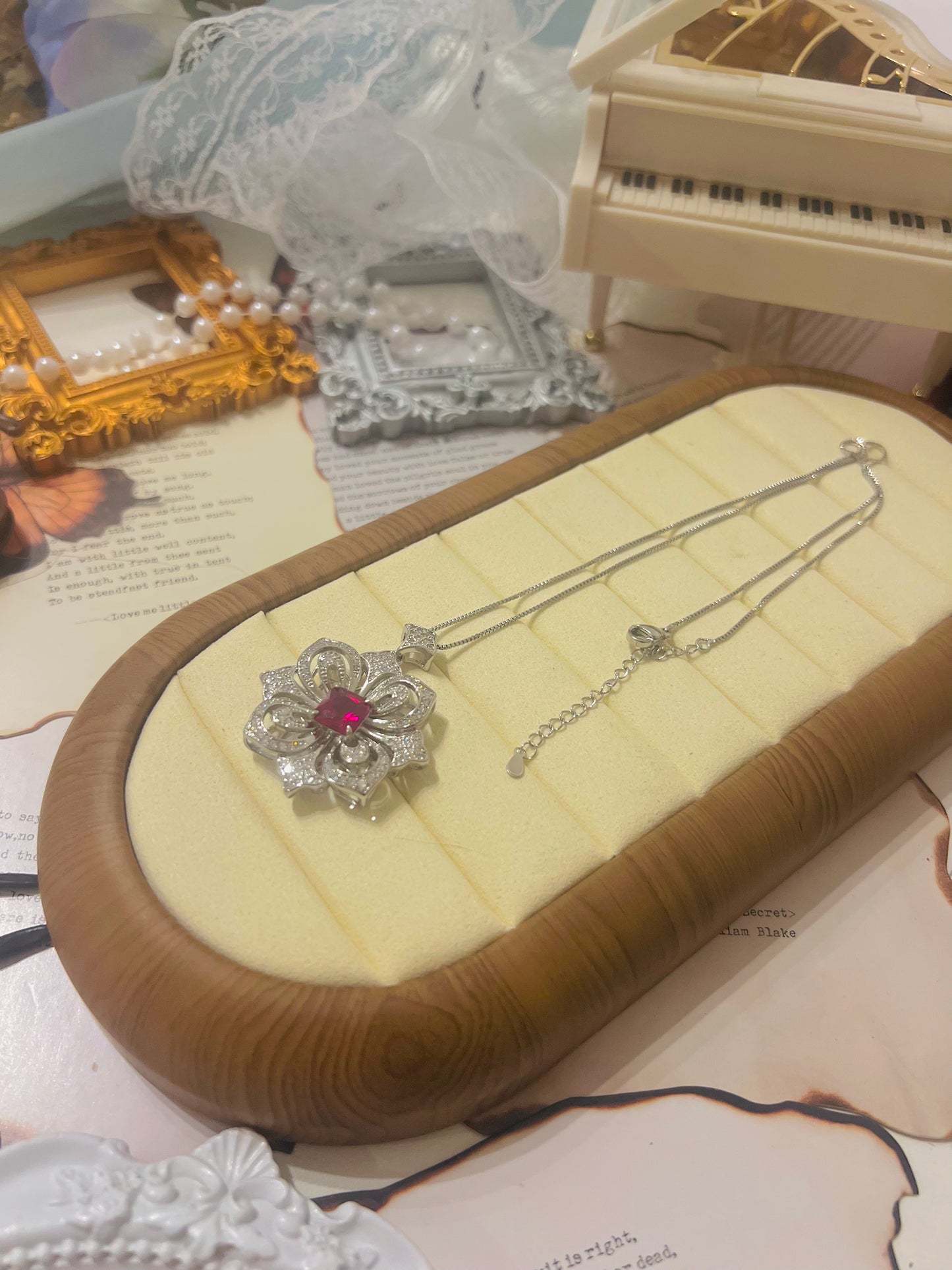 Necklace 028