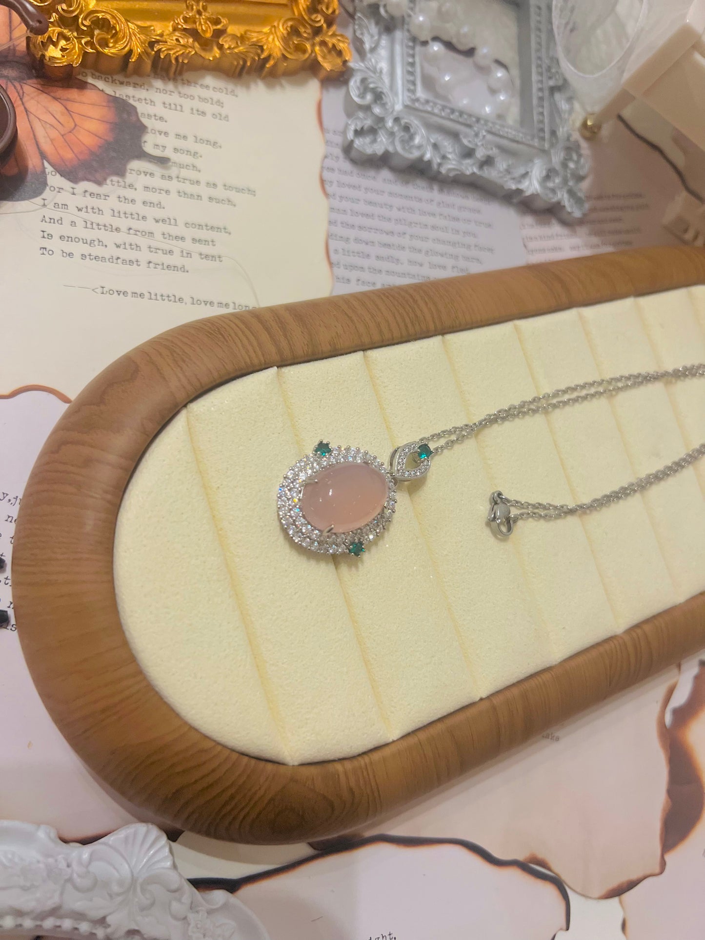 Necklace 032