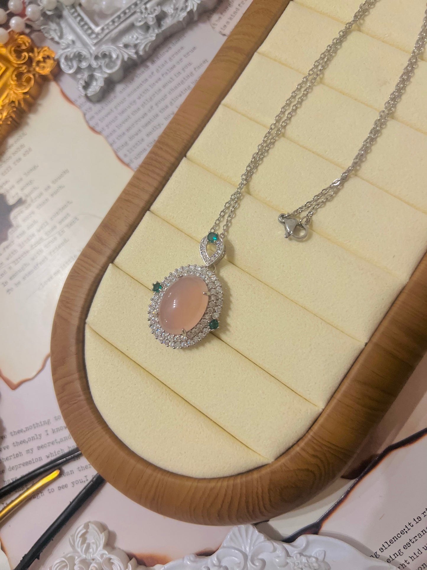 Necklace 032