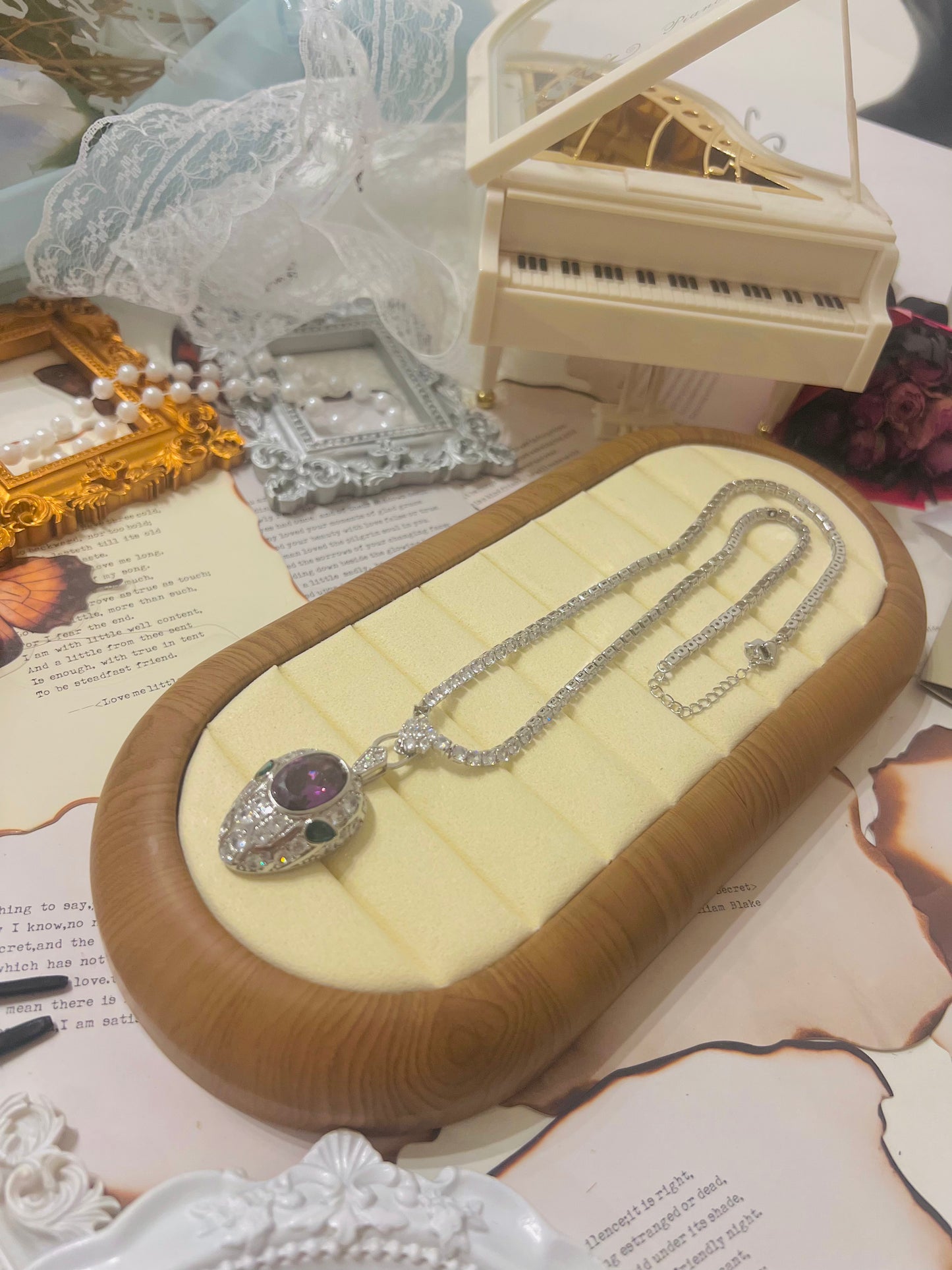 Necklace 033