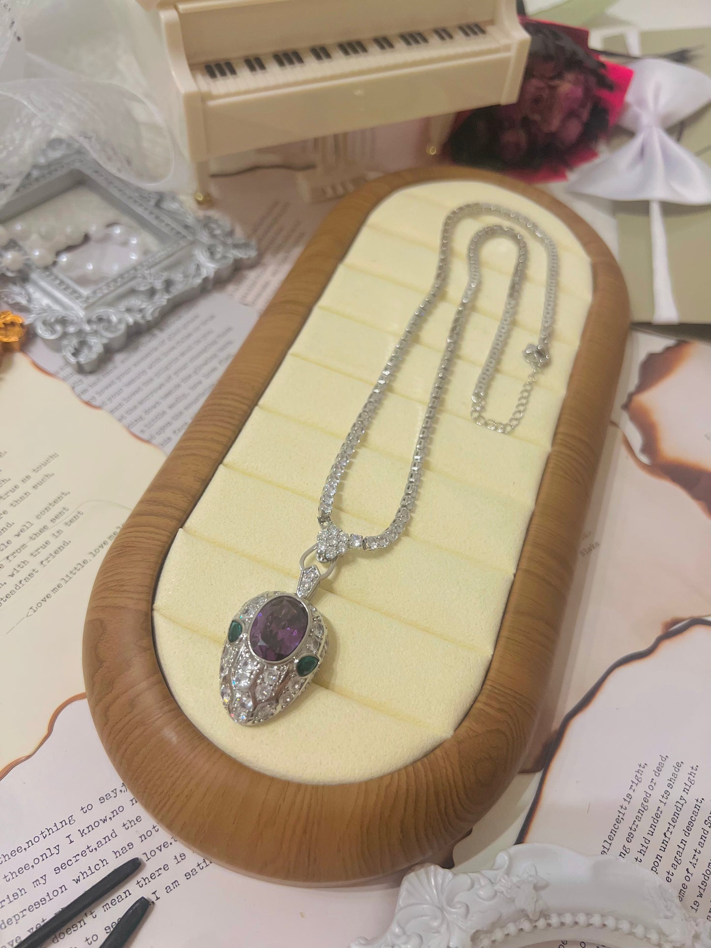 Necklace 033
