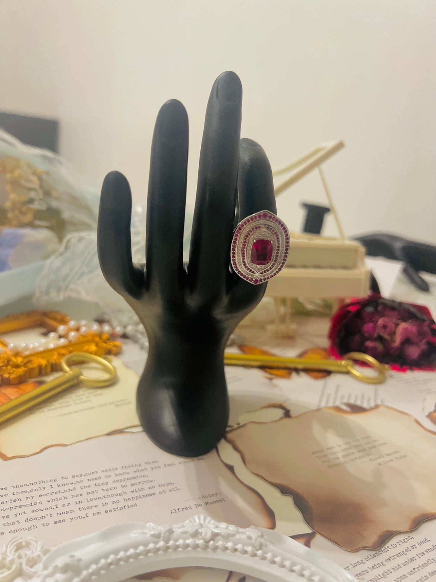 Ring 081
