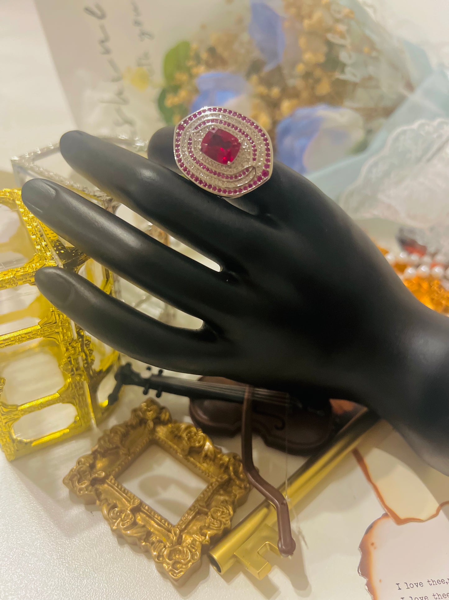 Ring 081