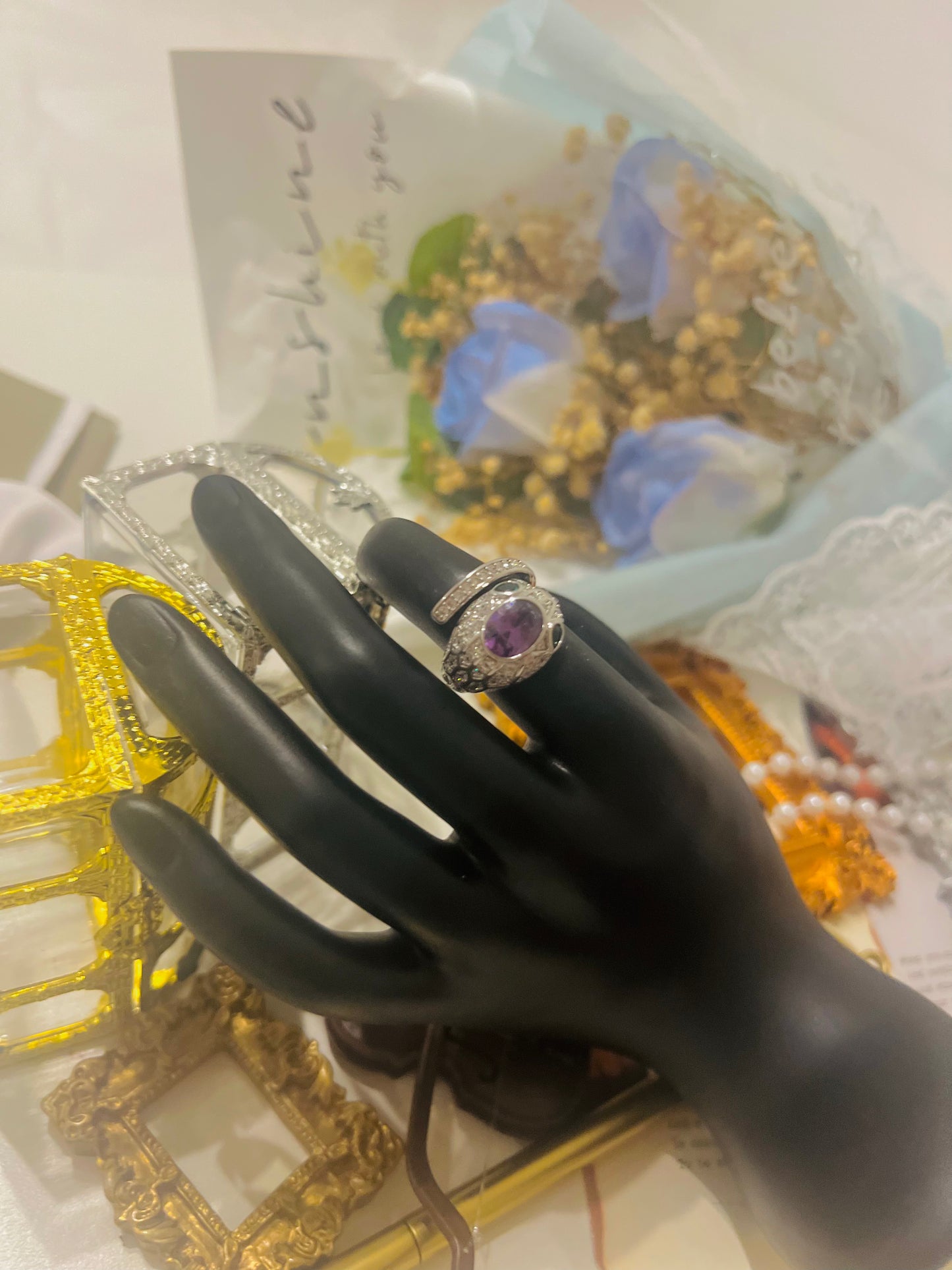 Ring 082