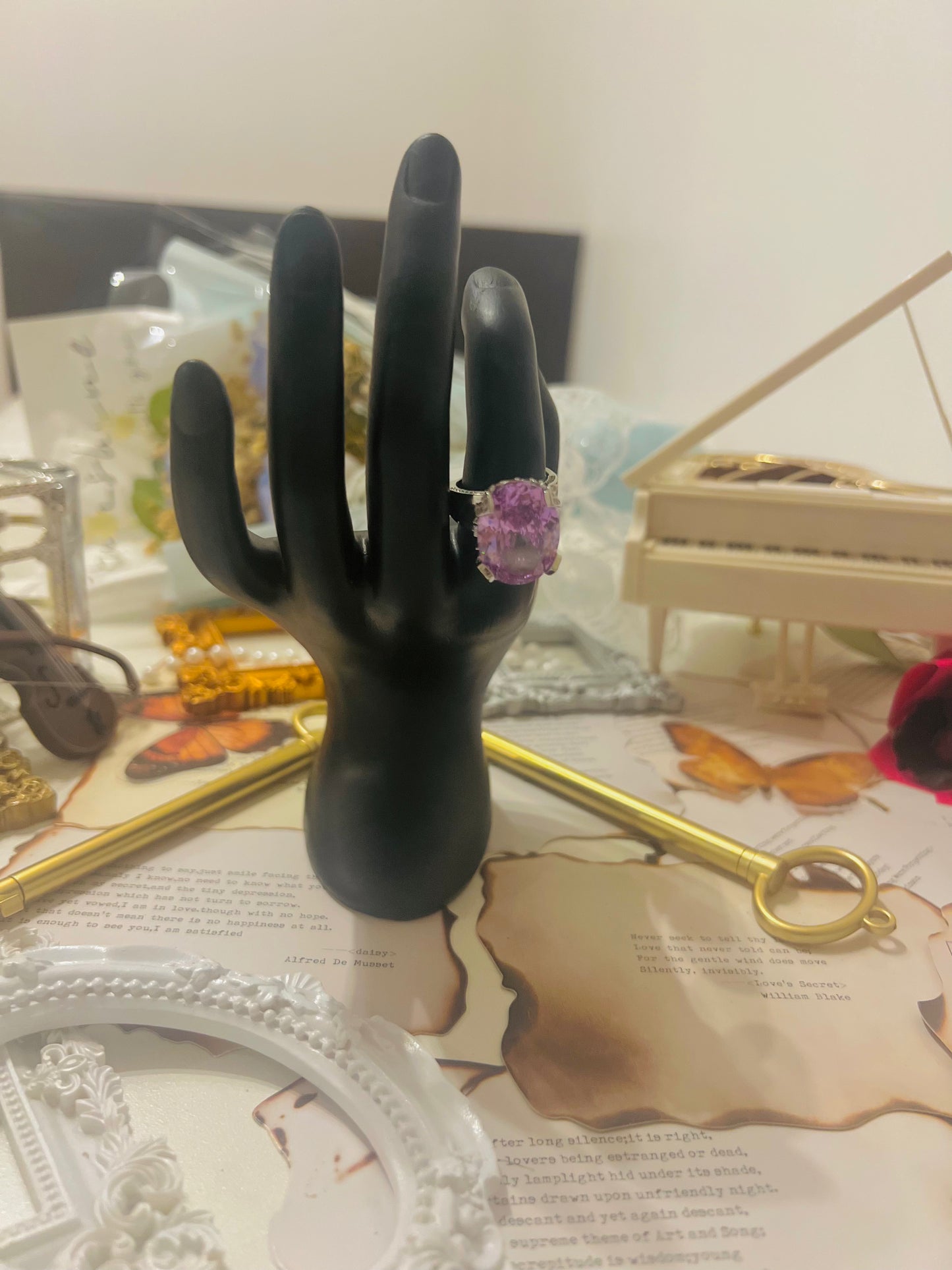 Ring 083