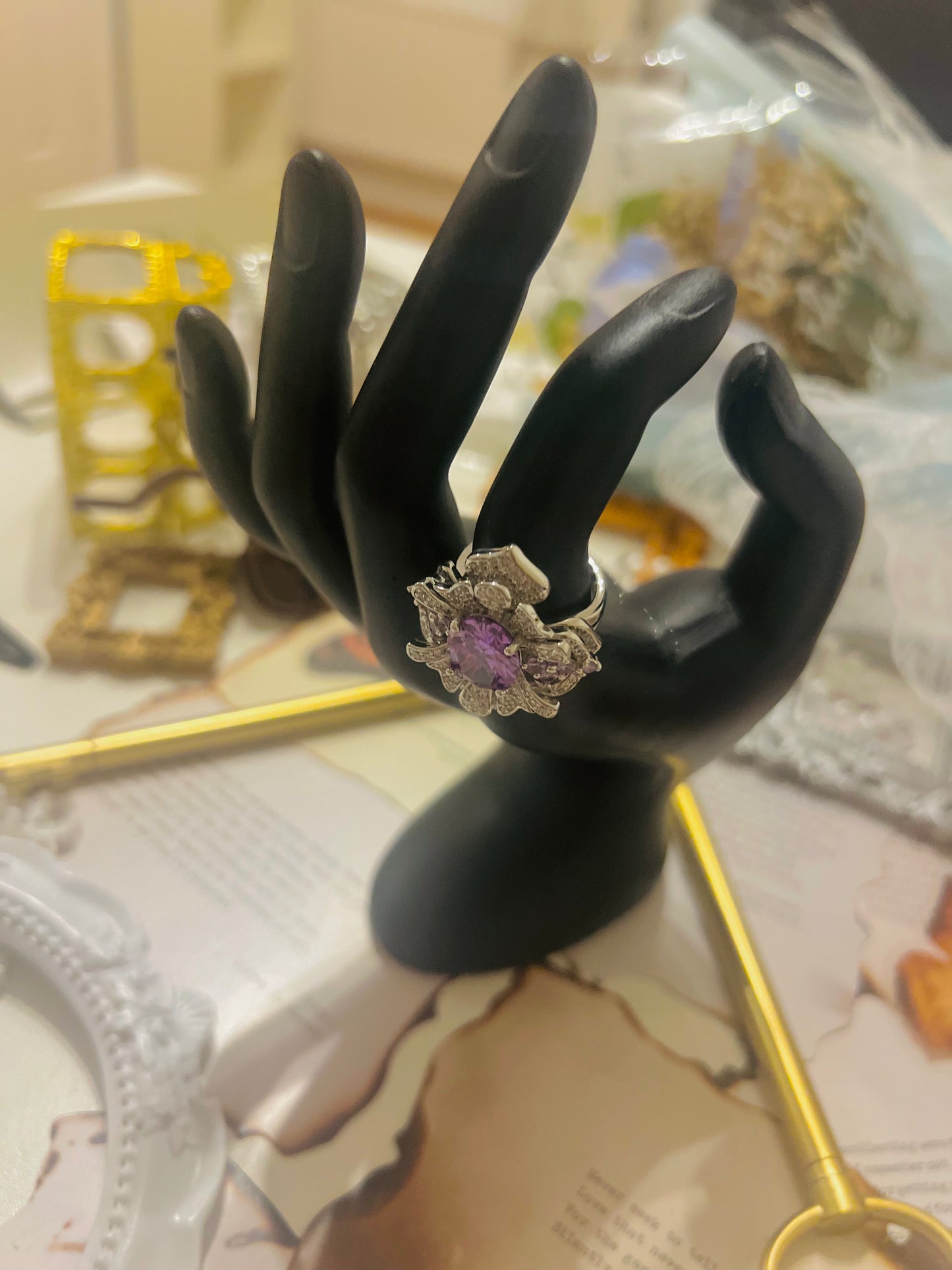 Ring 084