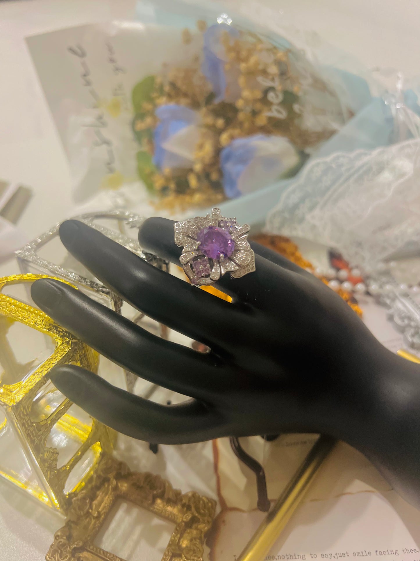 Ring 084