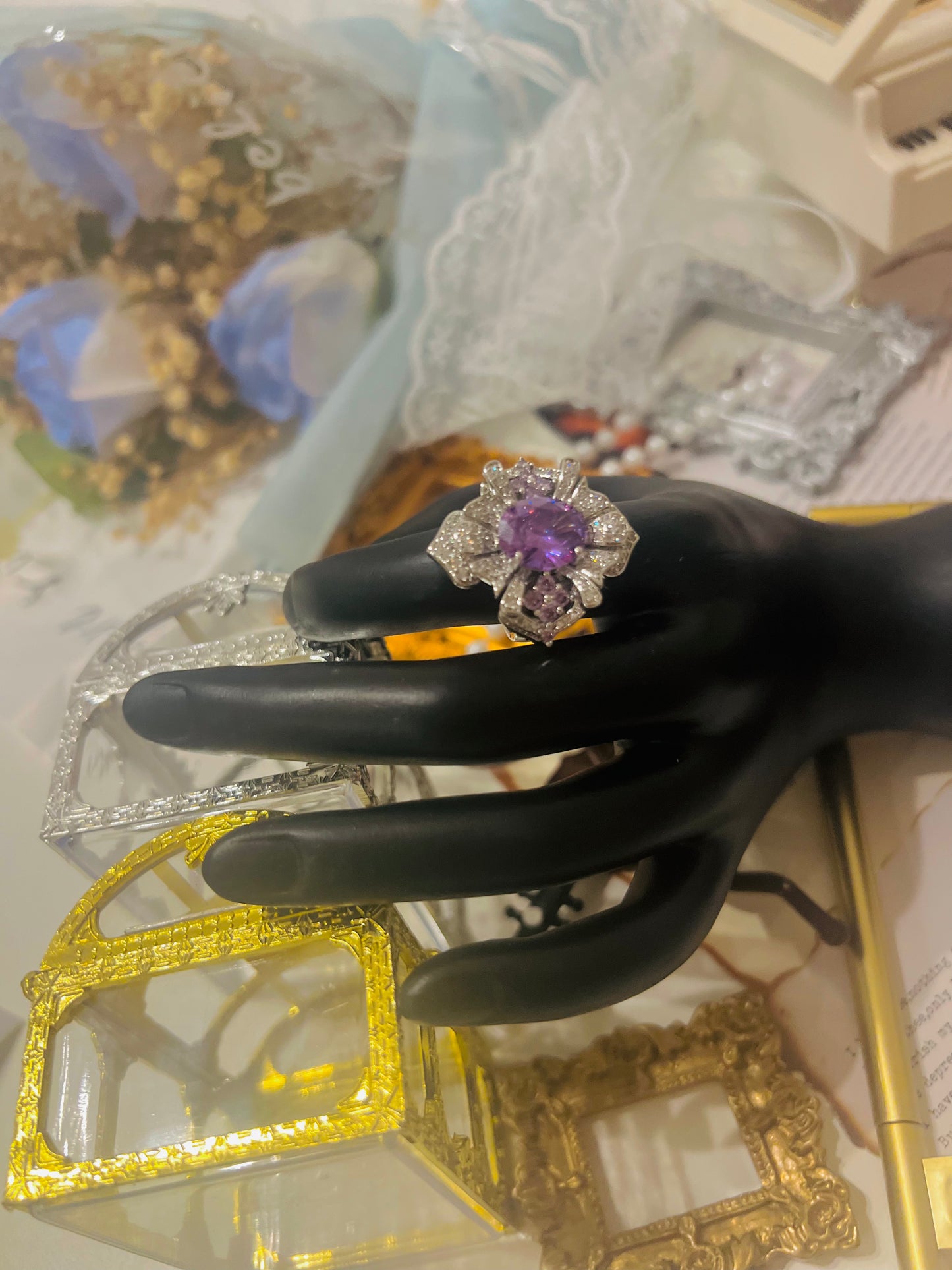 Ring 084