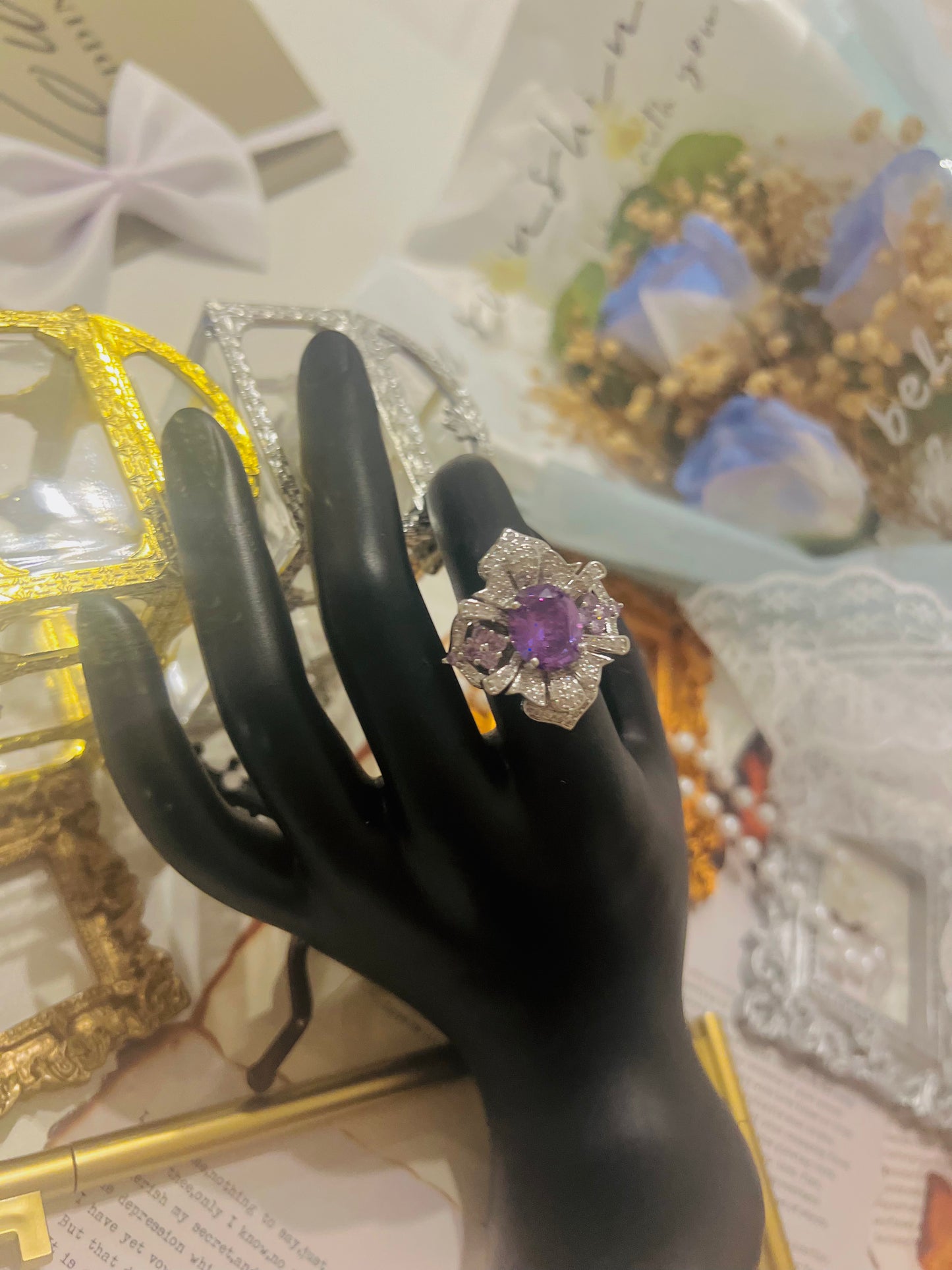 Ring 084