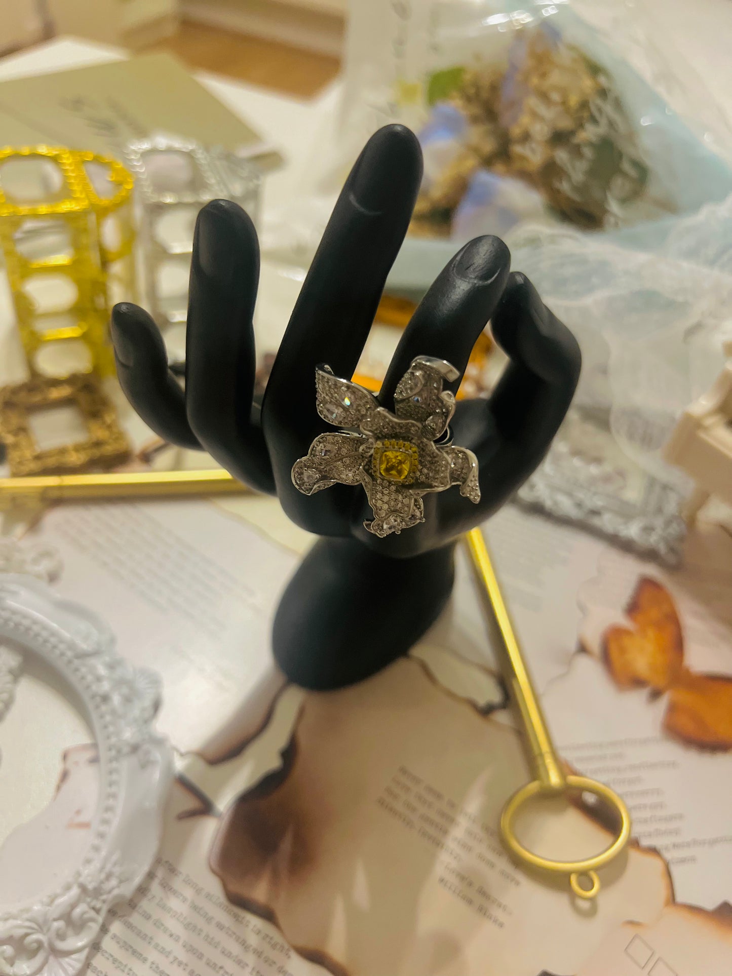 Ring 085