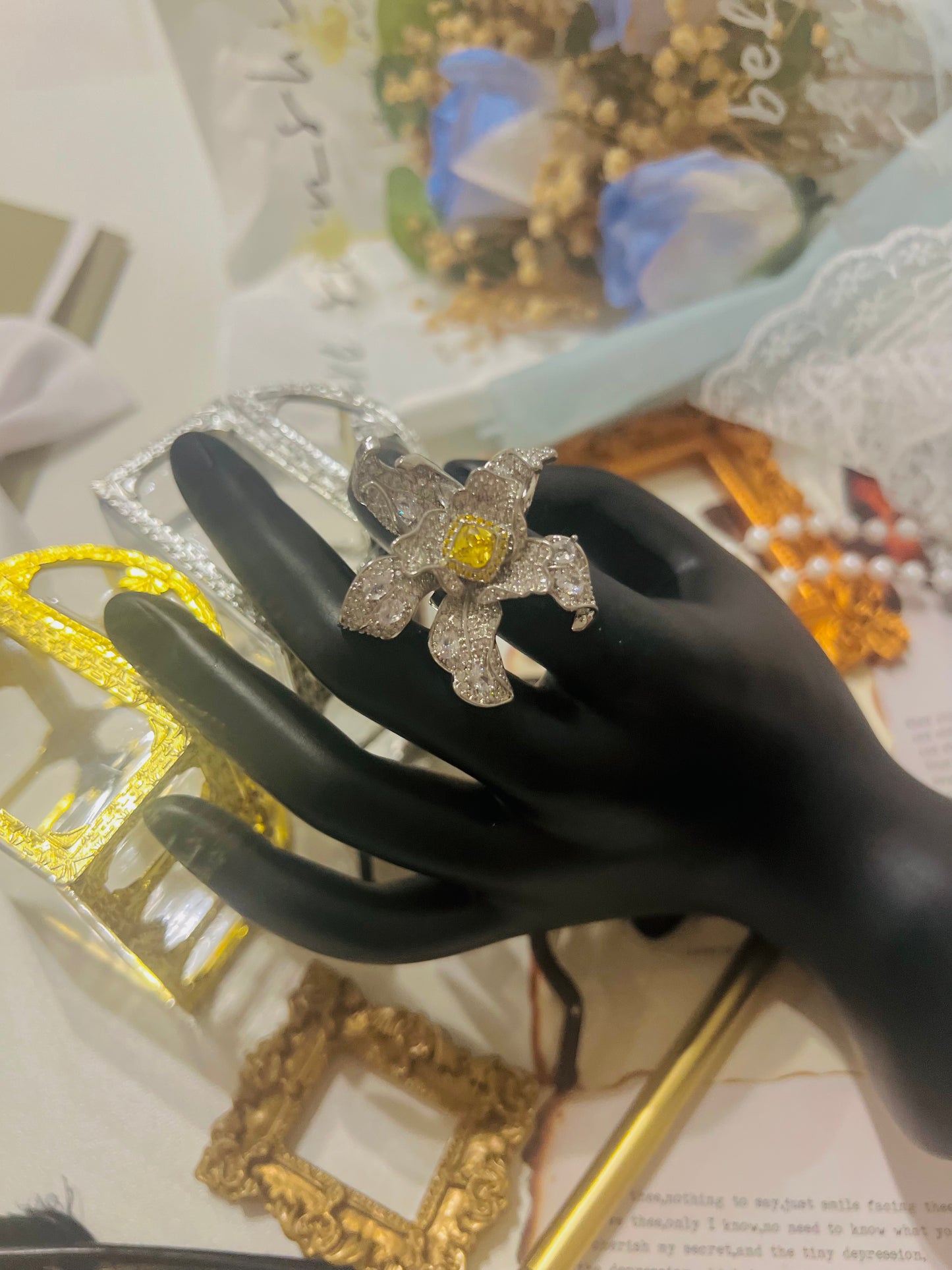 Ring 085