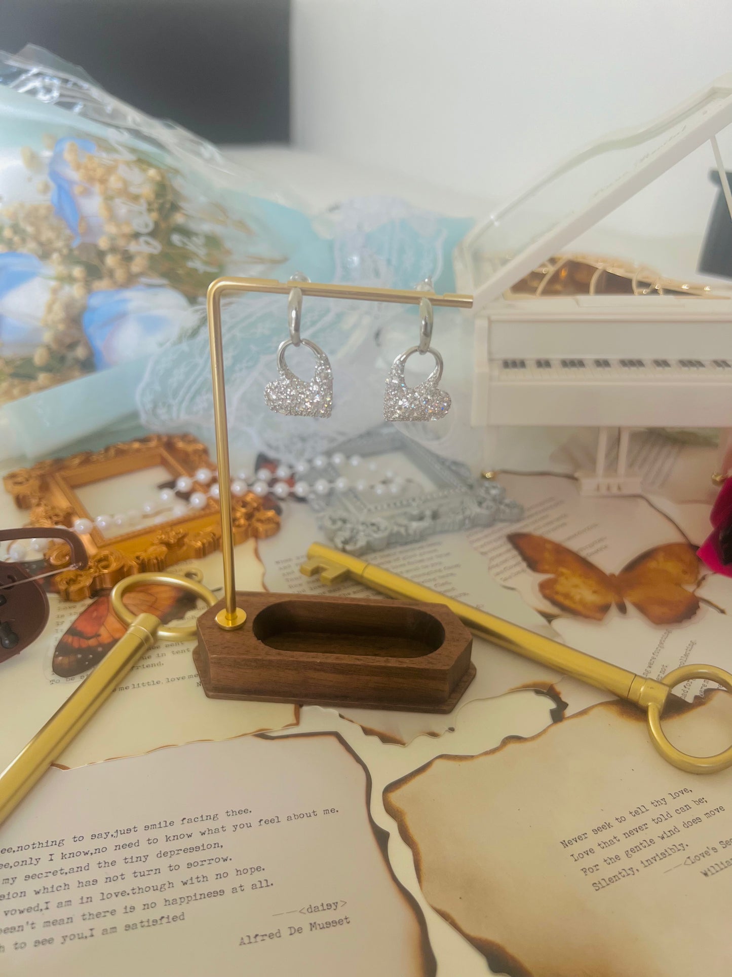 Earrings 039