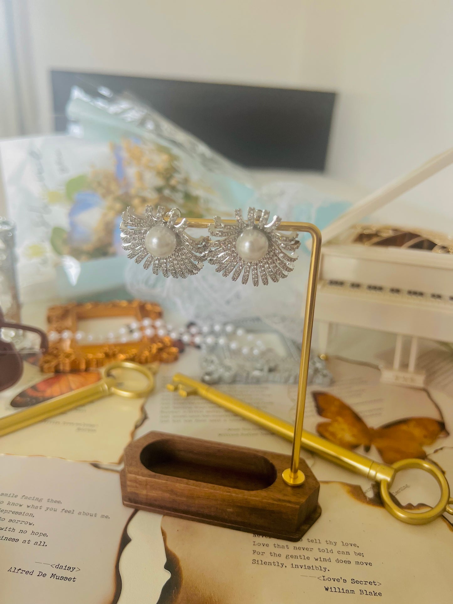 Earrings 044