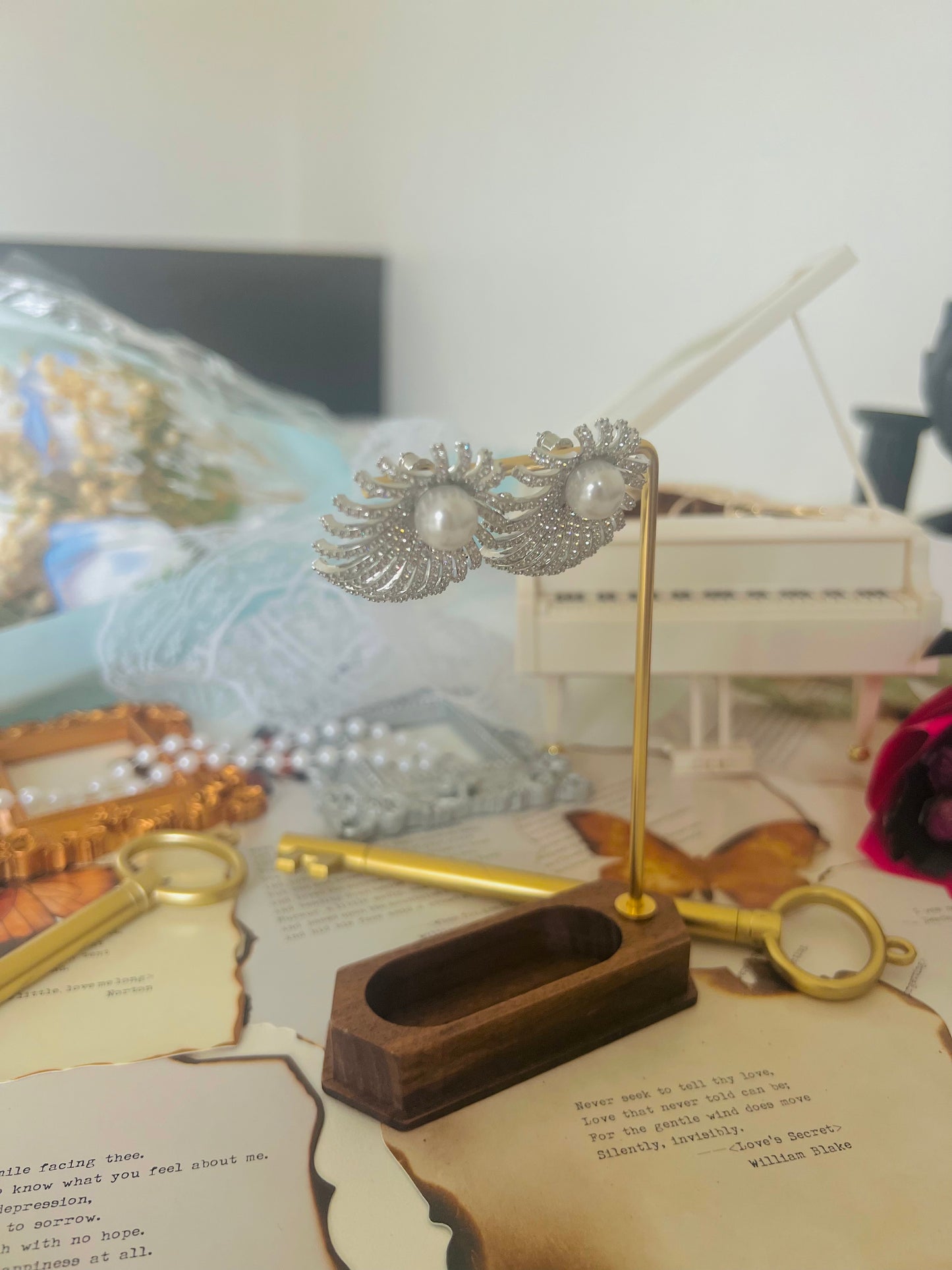 Earrings 044