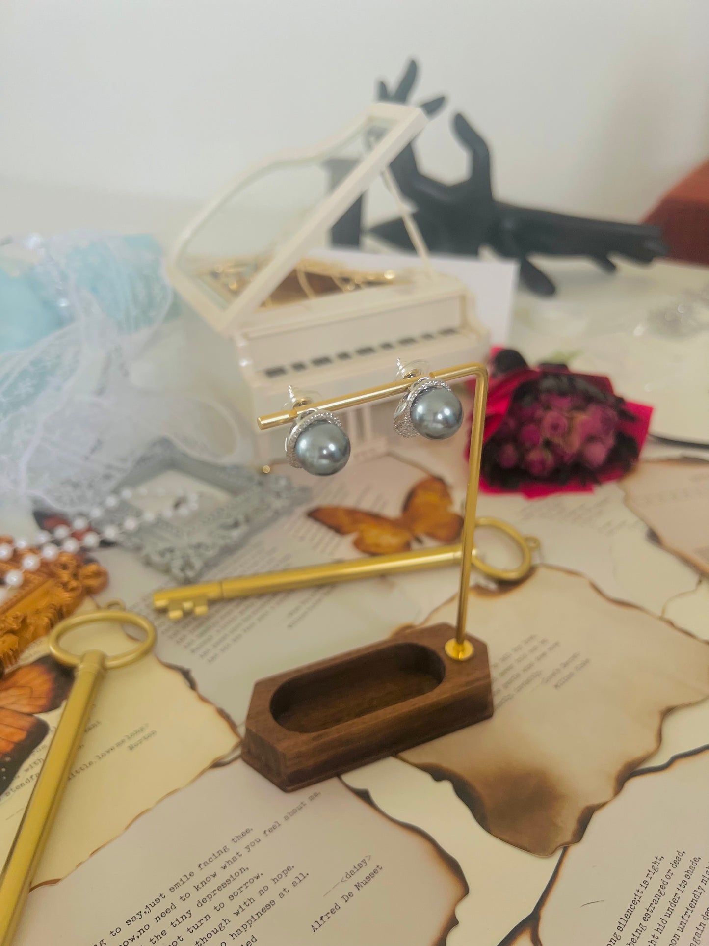 Earrings 045