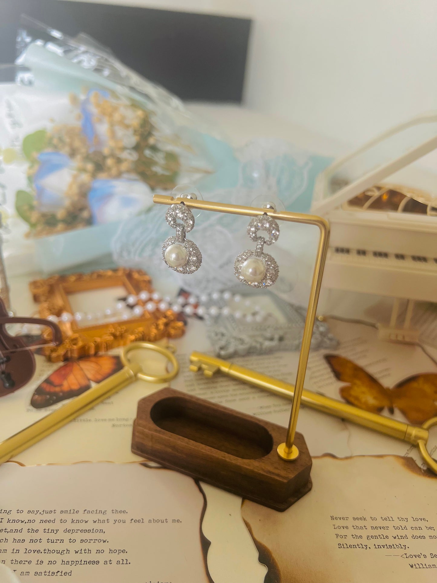 Earrings 046
