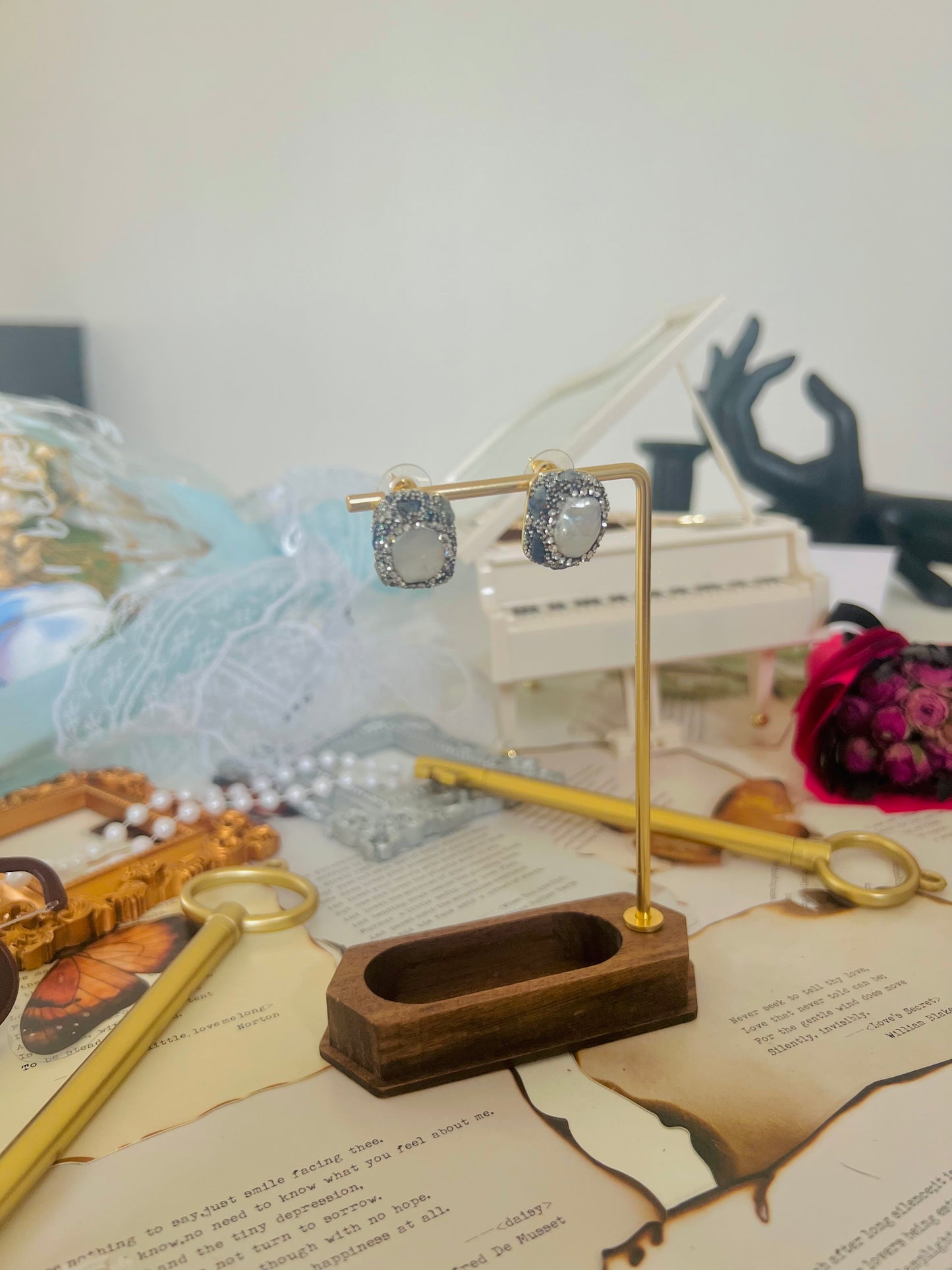 Earrings 050