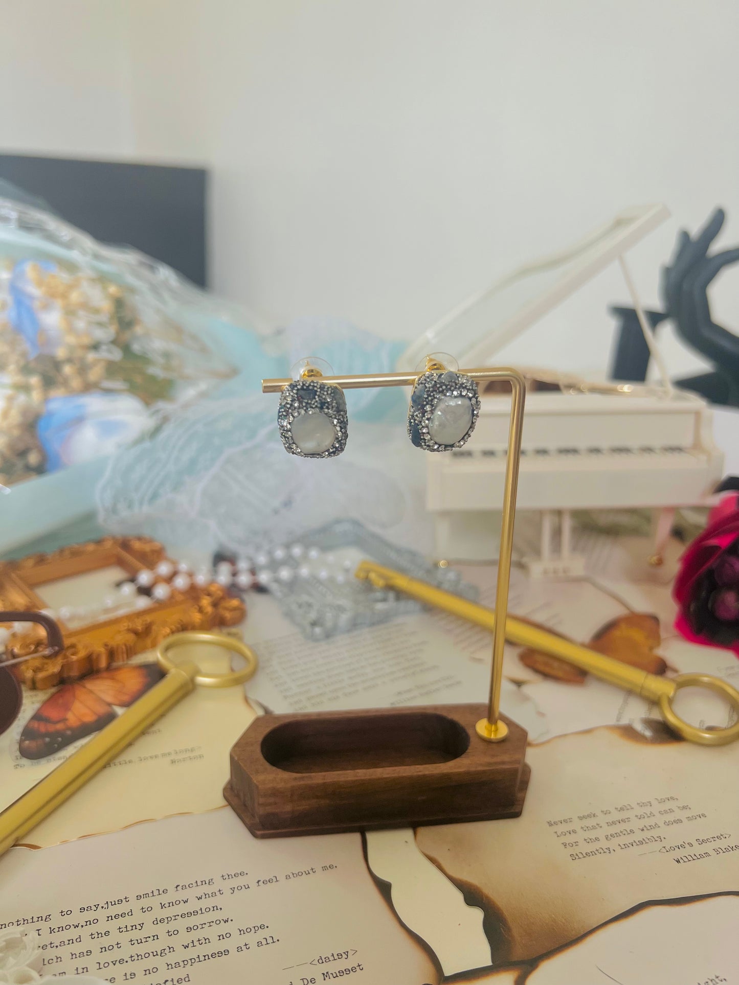 Earrings 050