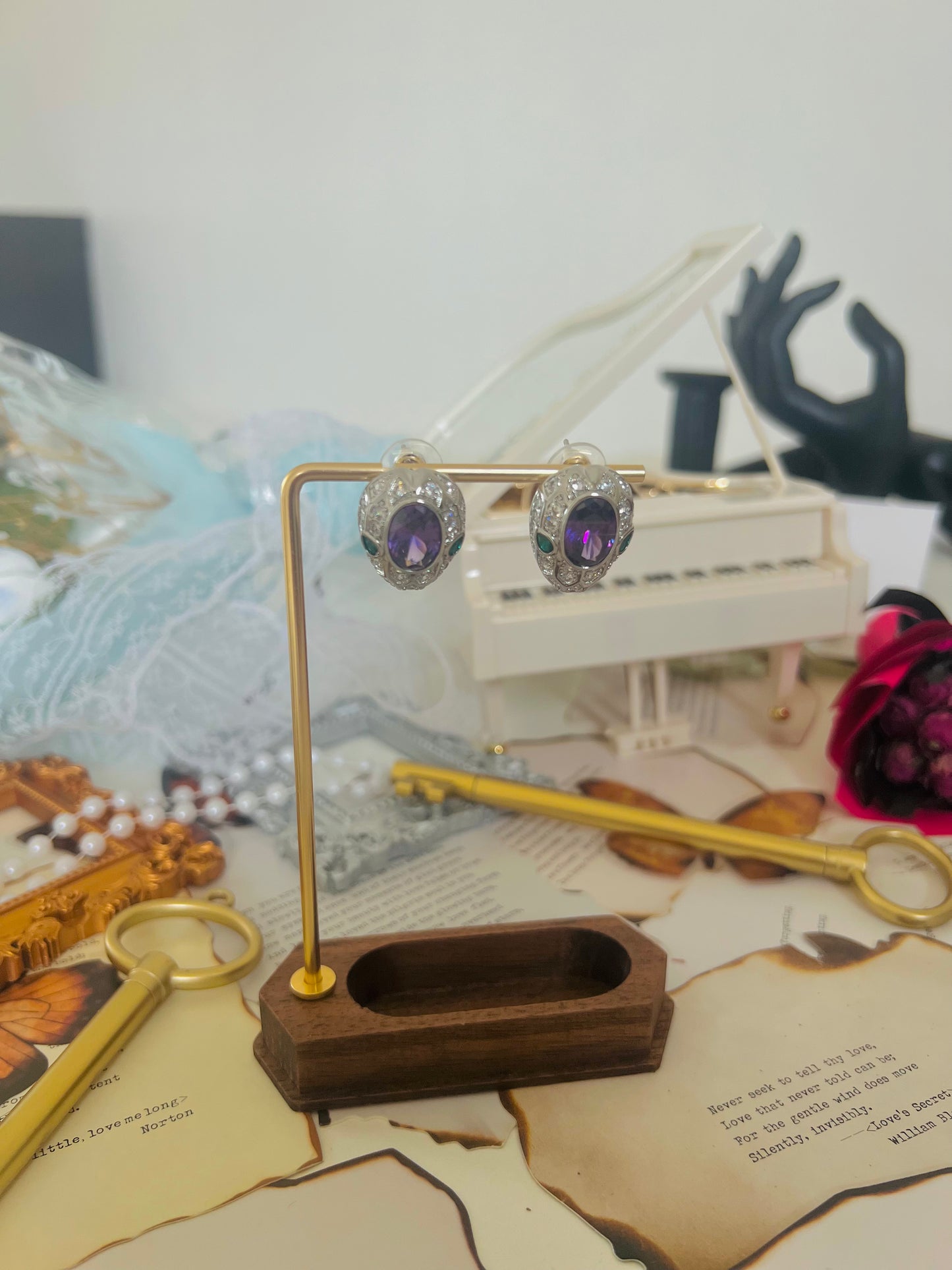 Earrings 053
