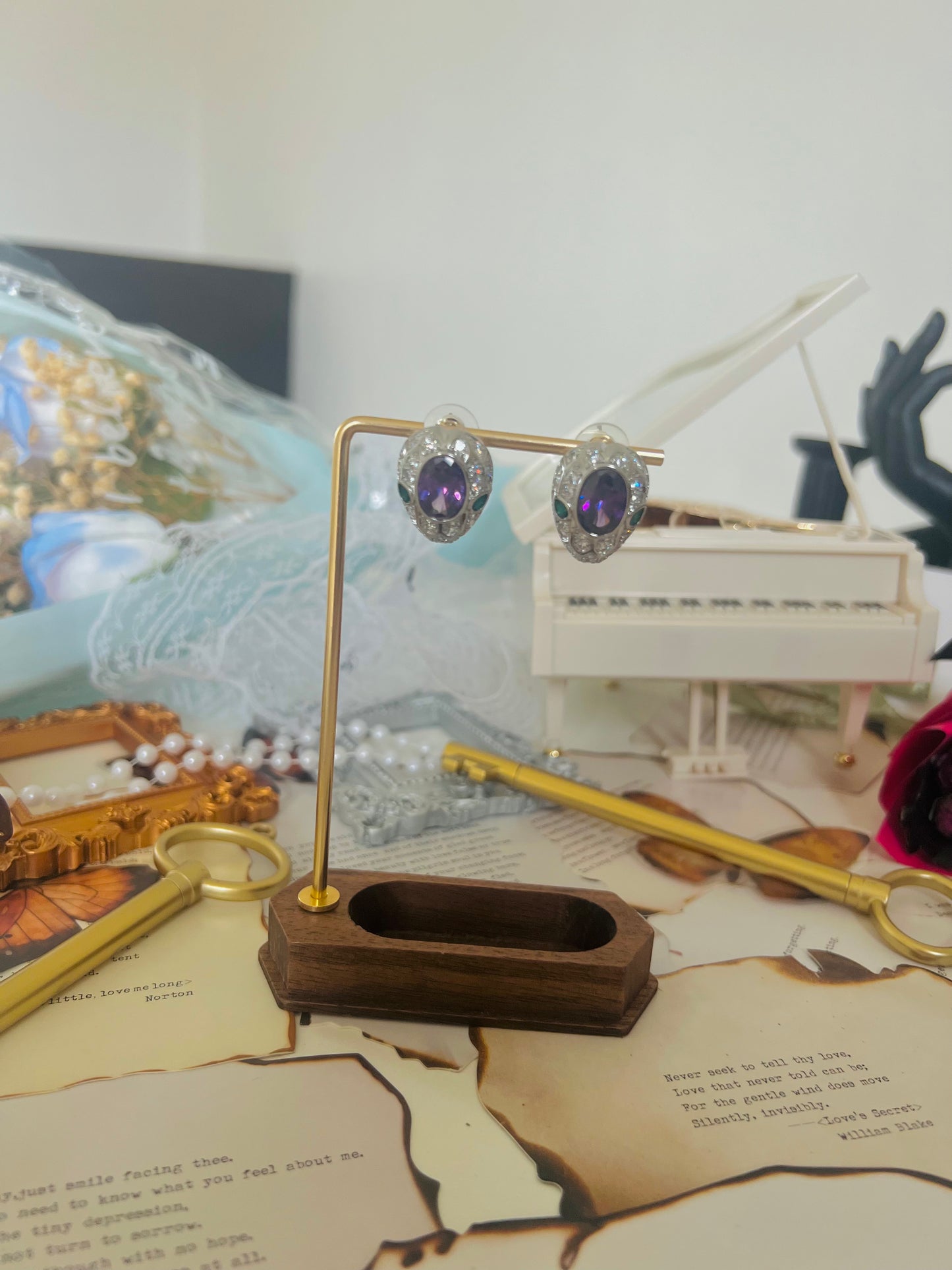 Earrings 053