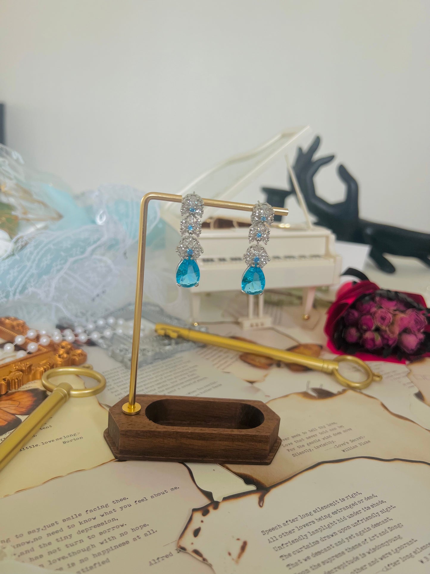 Earrings 054