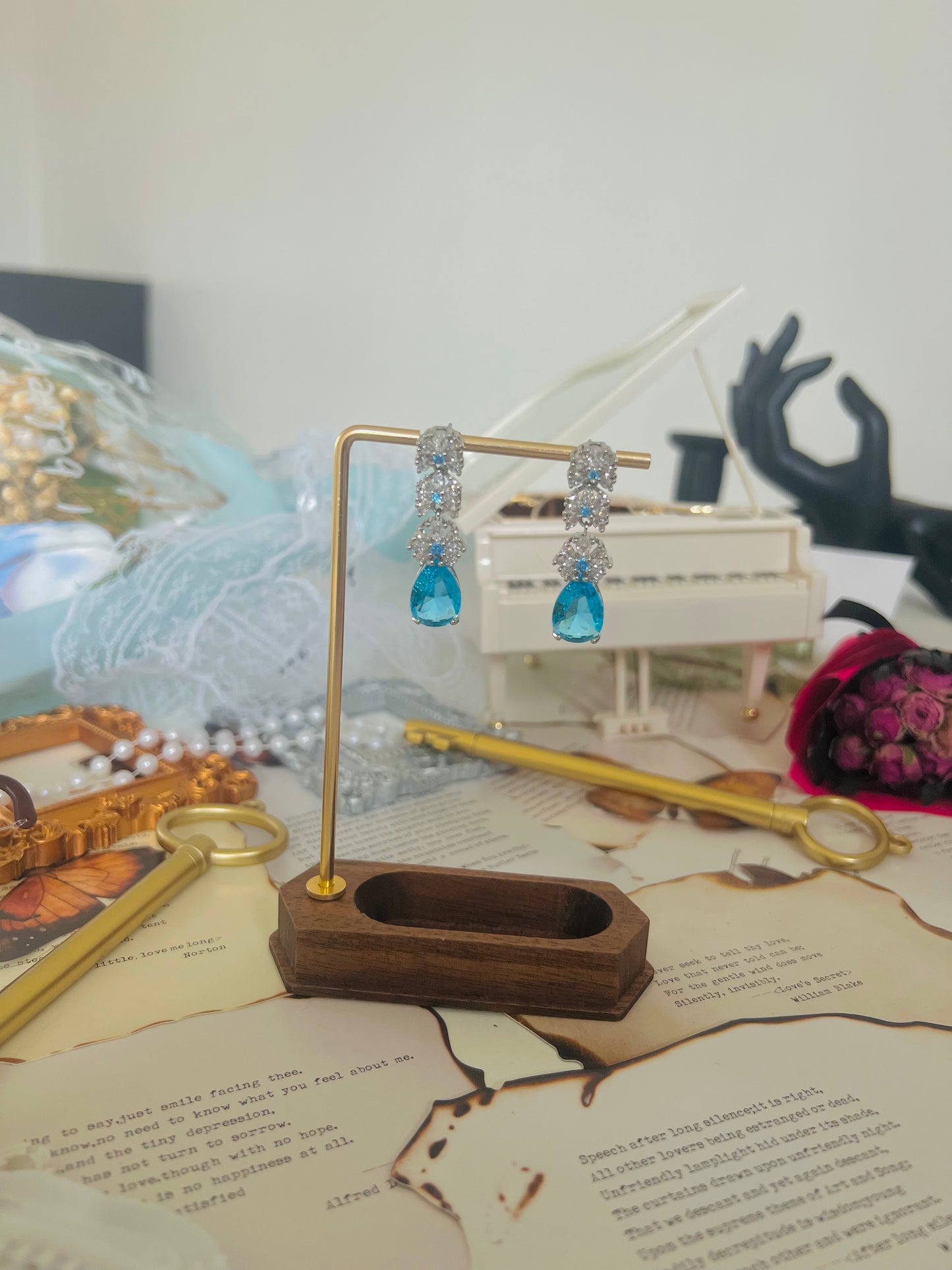 Earrings 054