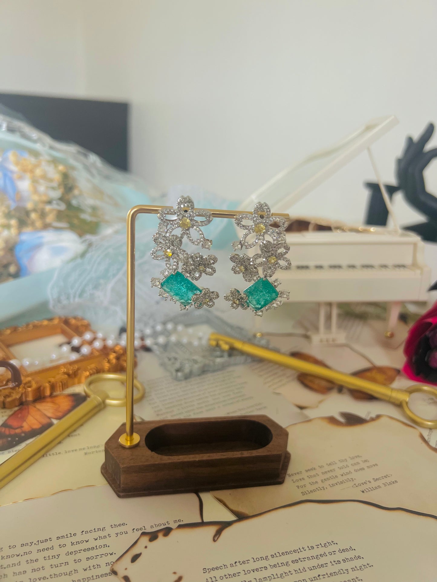 Earrings 056