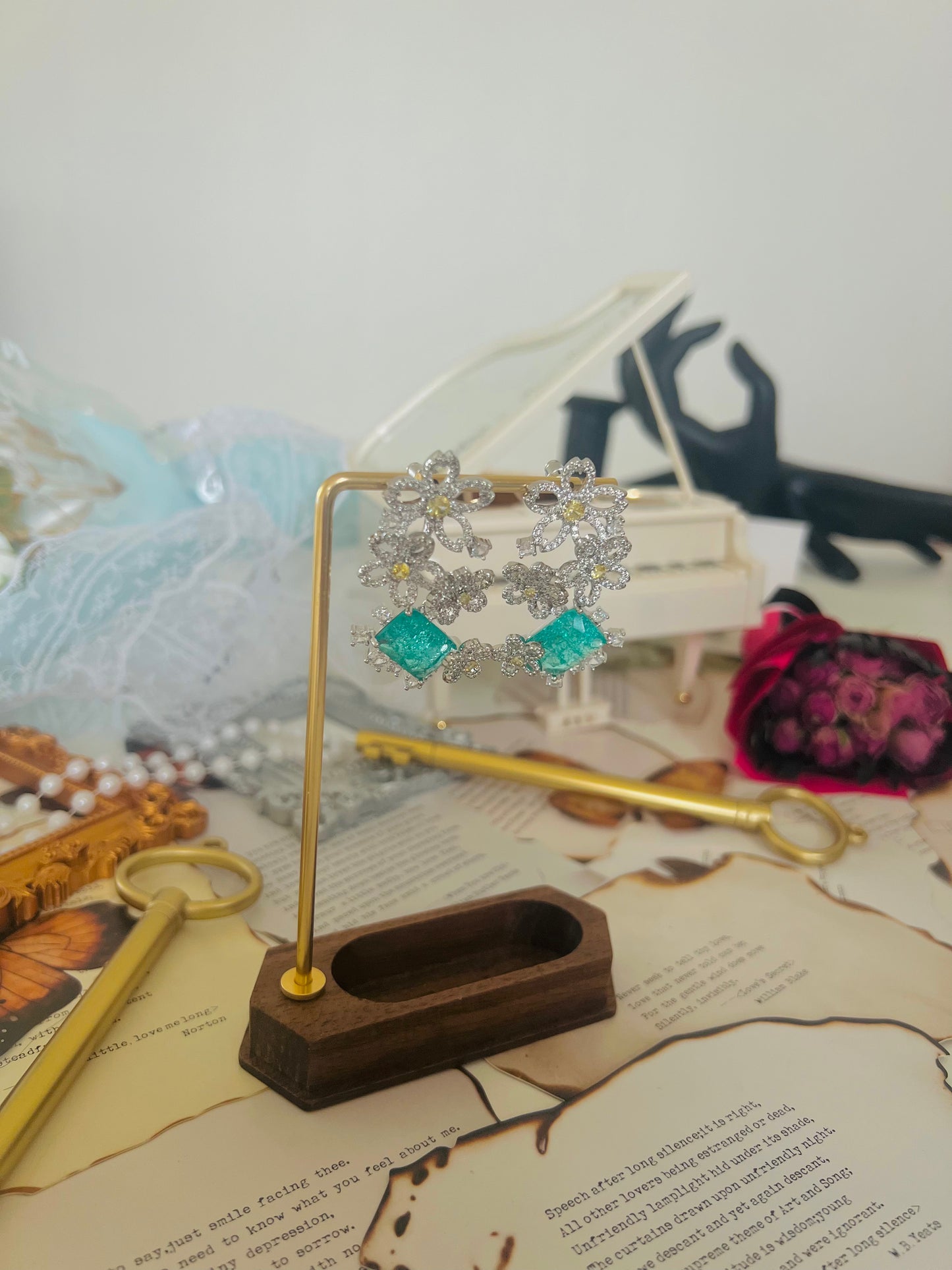 Earrings 056