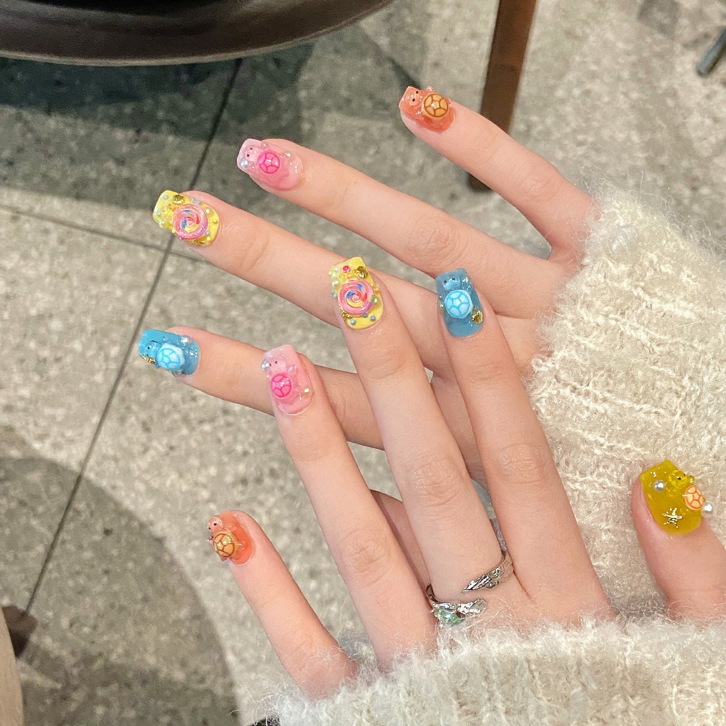 Nails 019-Dopamine Colourful Turtle Manicure