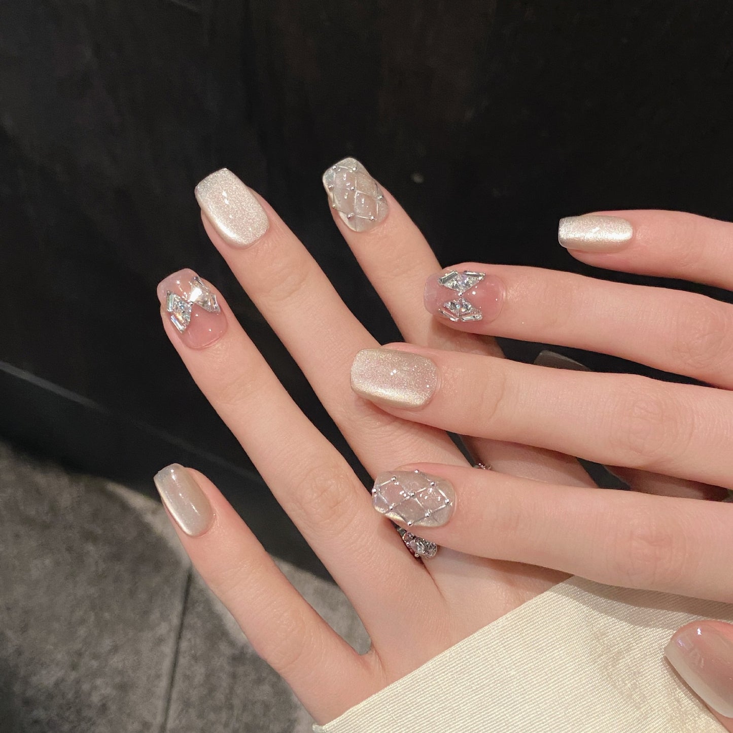 Nails 012-Lilac Cat Eye Zirconia Whitening Nail Art