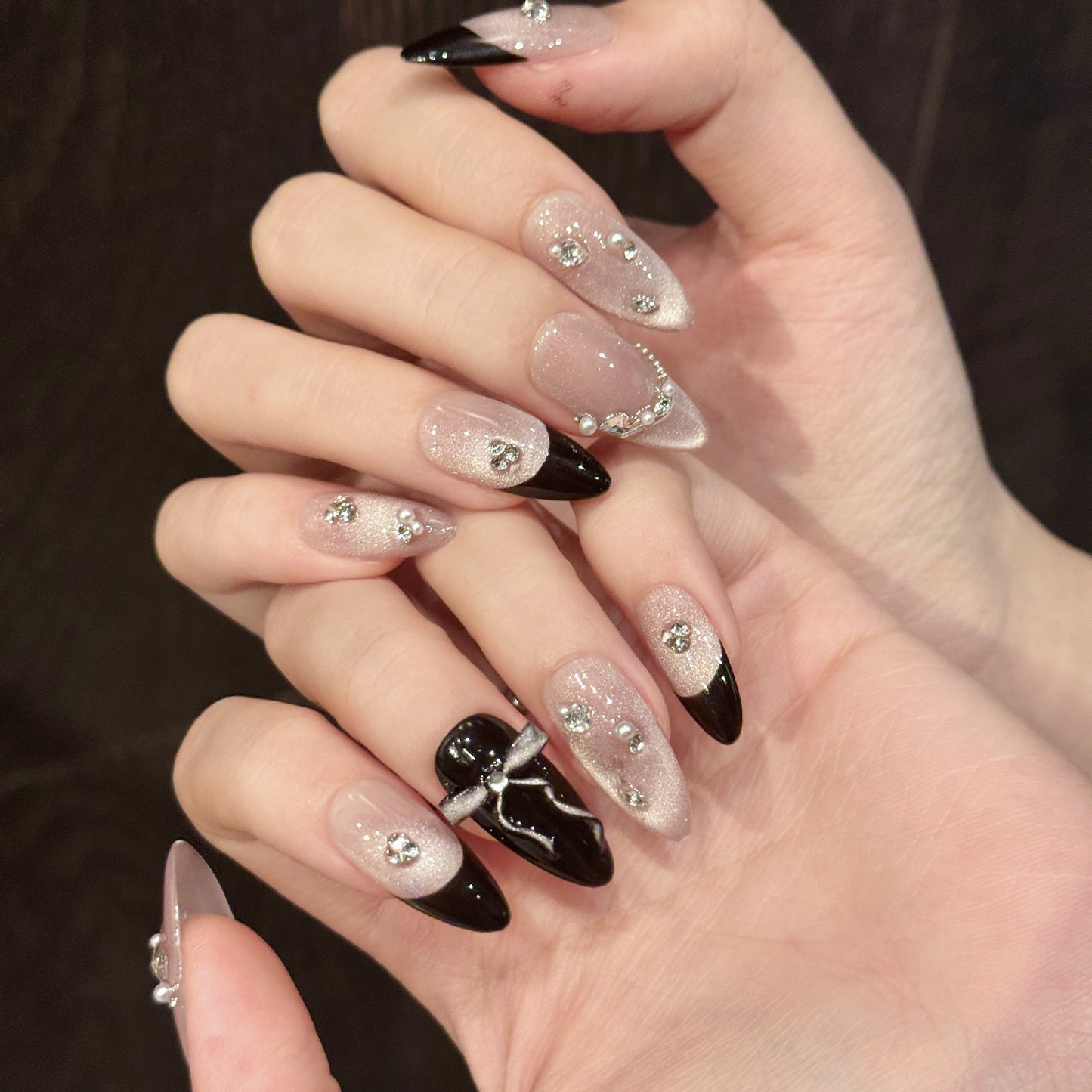 Nails 206-Pink and Purple Cat's Eye Crushed Diamonds Nail Art