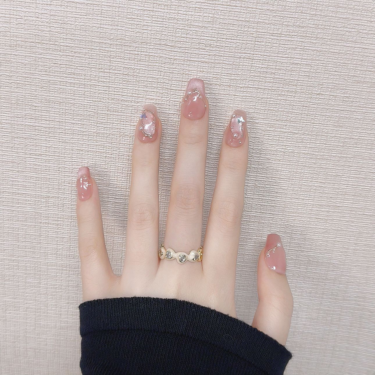 Nails 027-Midsummer Dream Nude Cat Eye Manicure