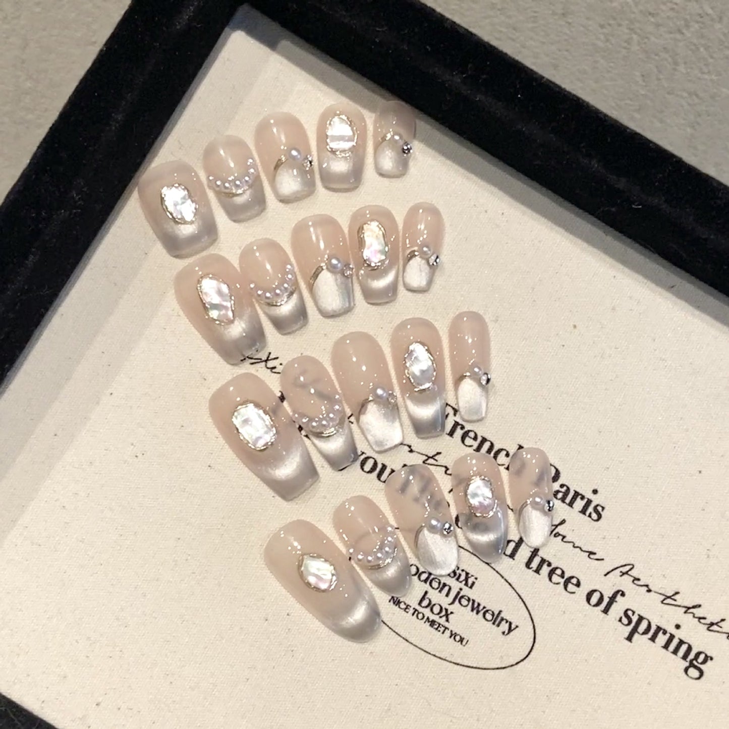 Nails 278-Breath of the Deep Gradient Cat Eye Nail Art