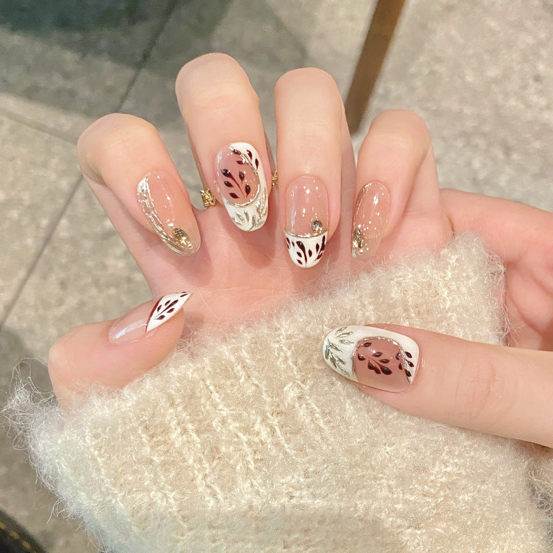 Nails 181-Hand-painted maple leaf French crushed diamonds creamy apricot colour whitening manicure