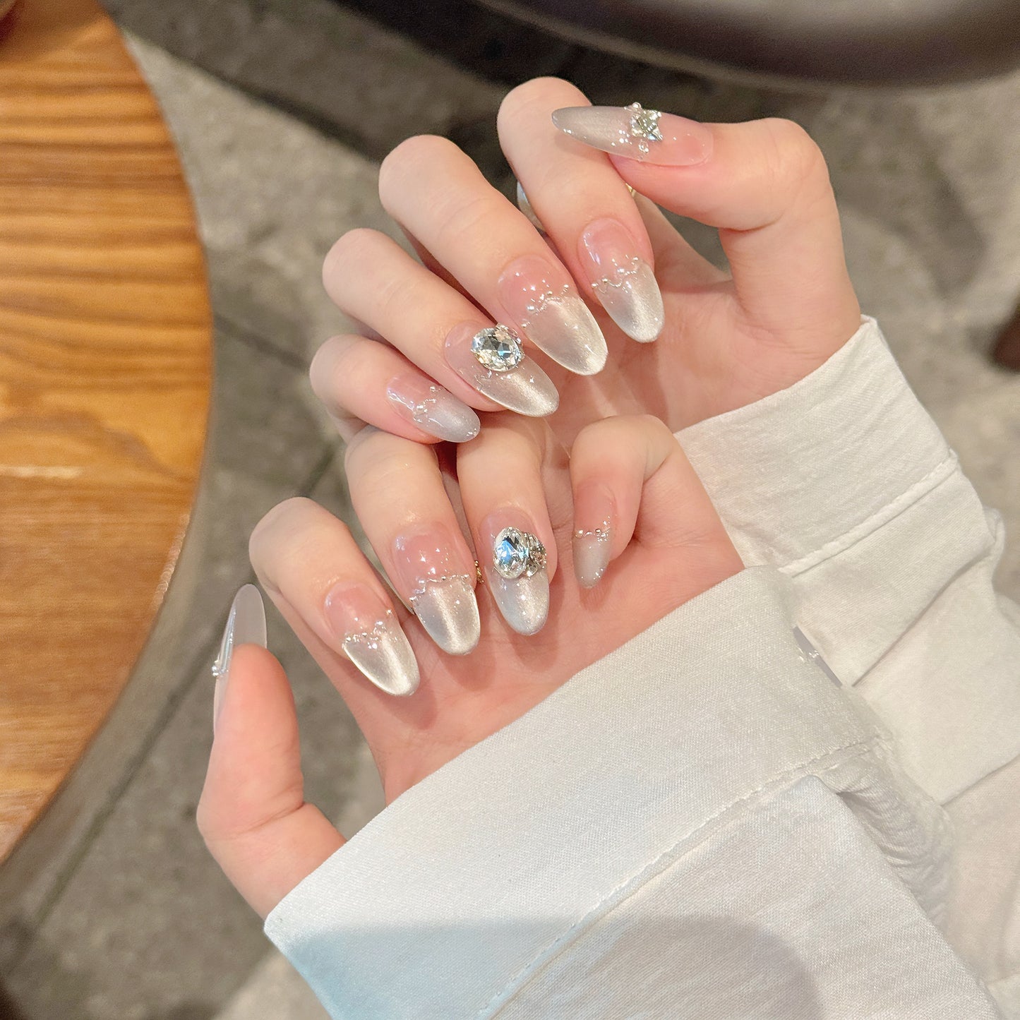 Nails 134-Riviera Seine K9 Diamonds Glass Bead Cat Eye Manicure