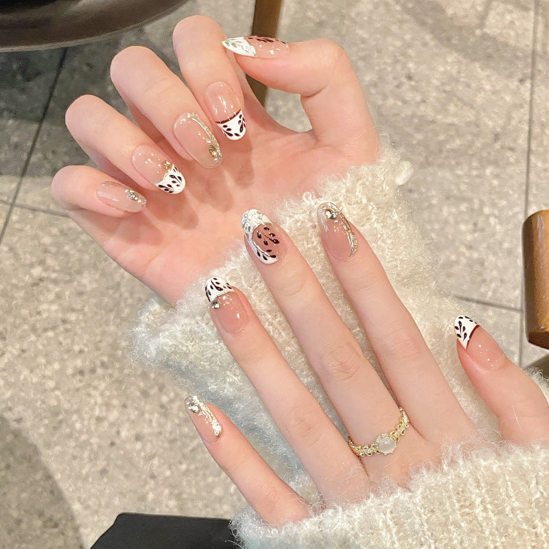 Nails 181-Hand-painted maple leaf French crushed diamonds creamy apricot colour whitening manicure