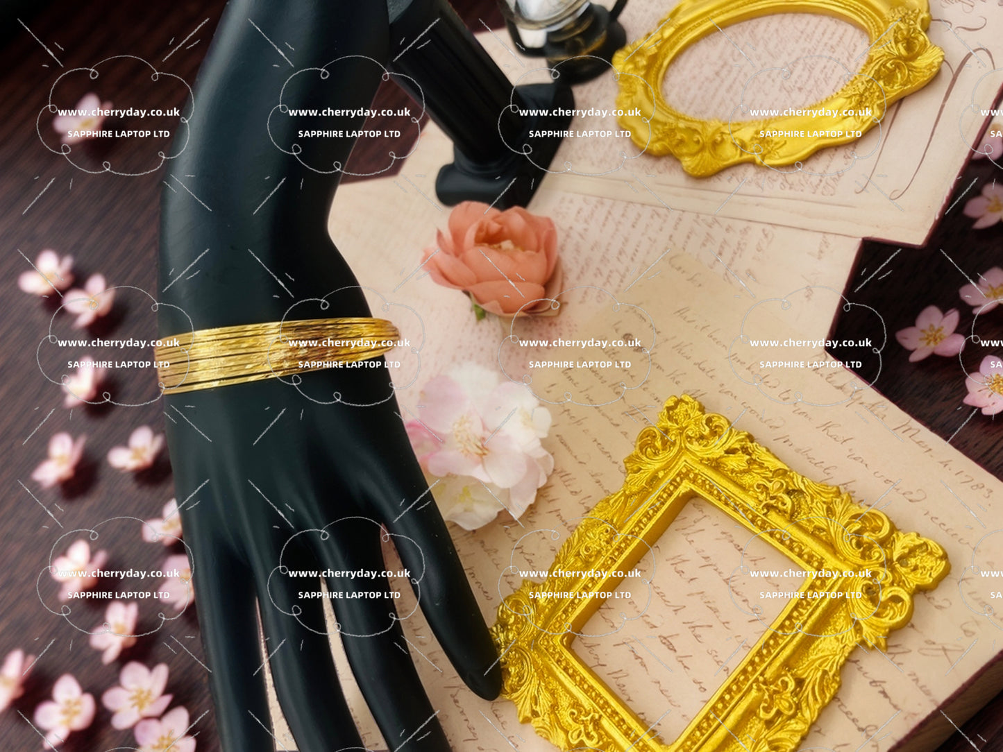 Multilayer gold bracelet