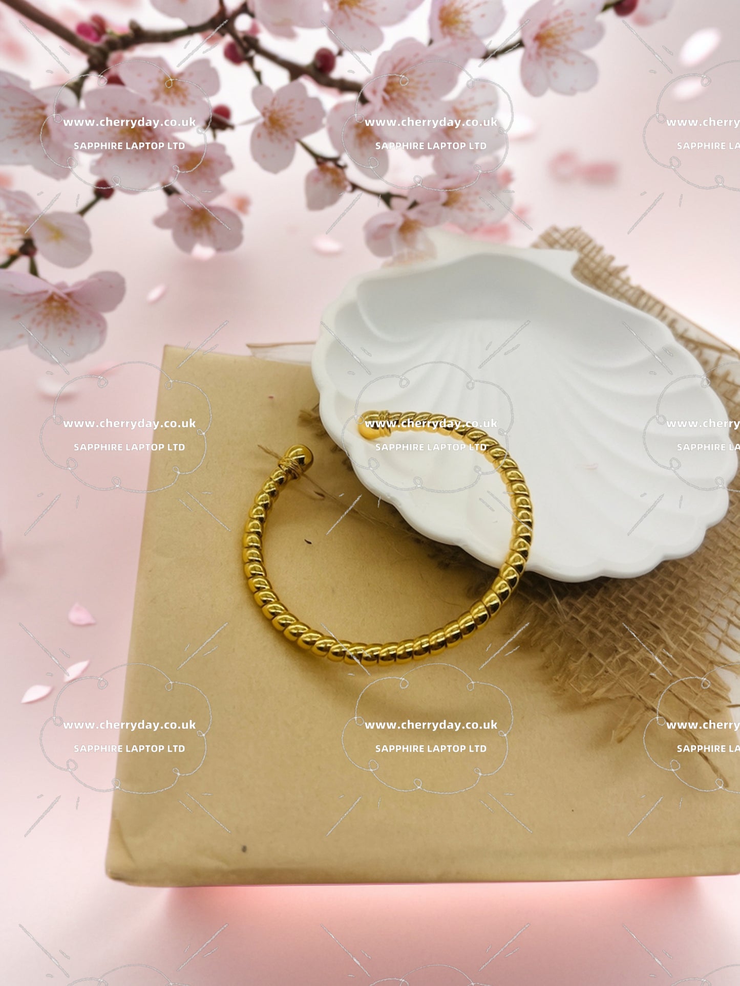 Gold rope bracelet