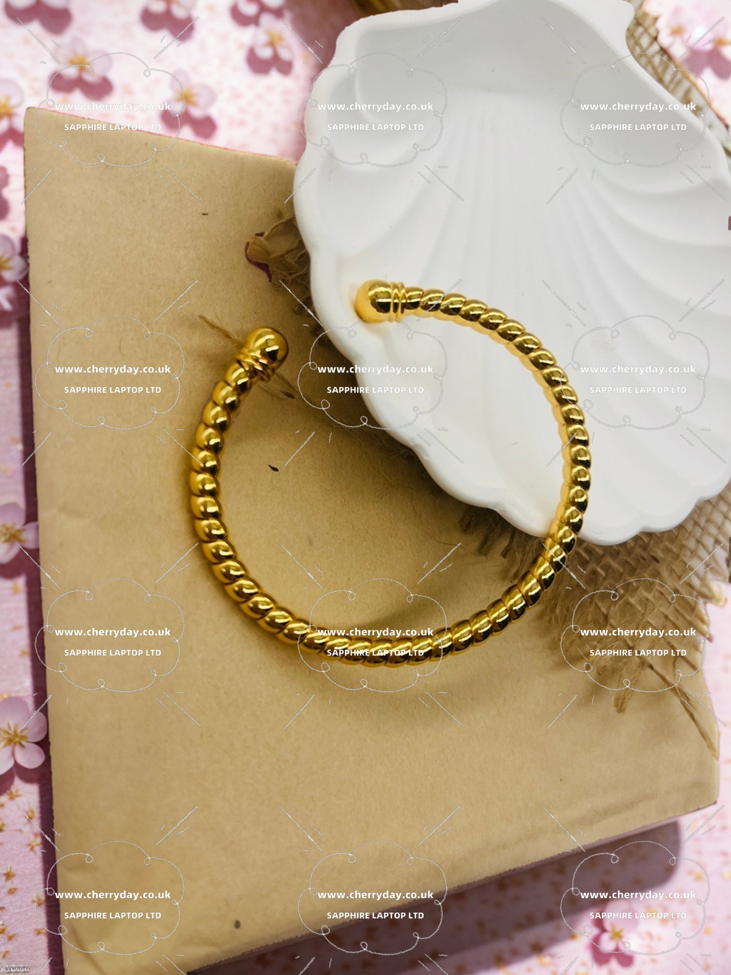 Gold rope bracelet