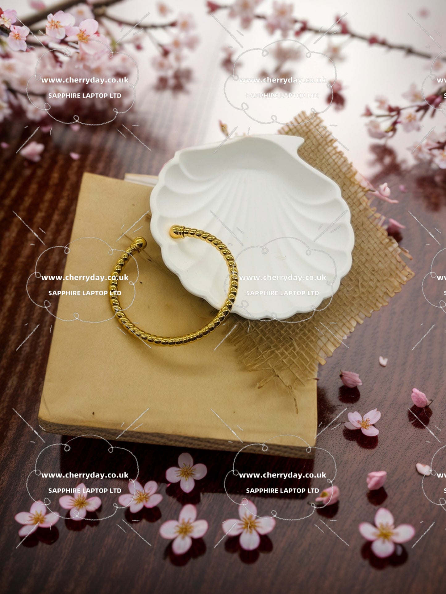 Gold rope bracelet