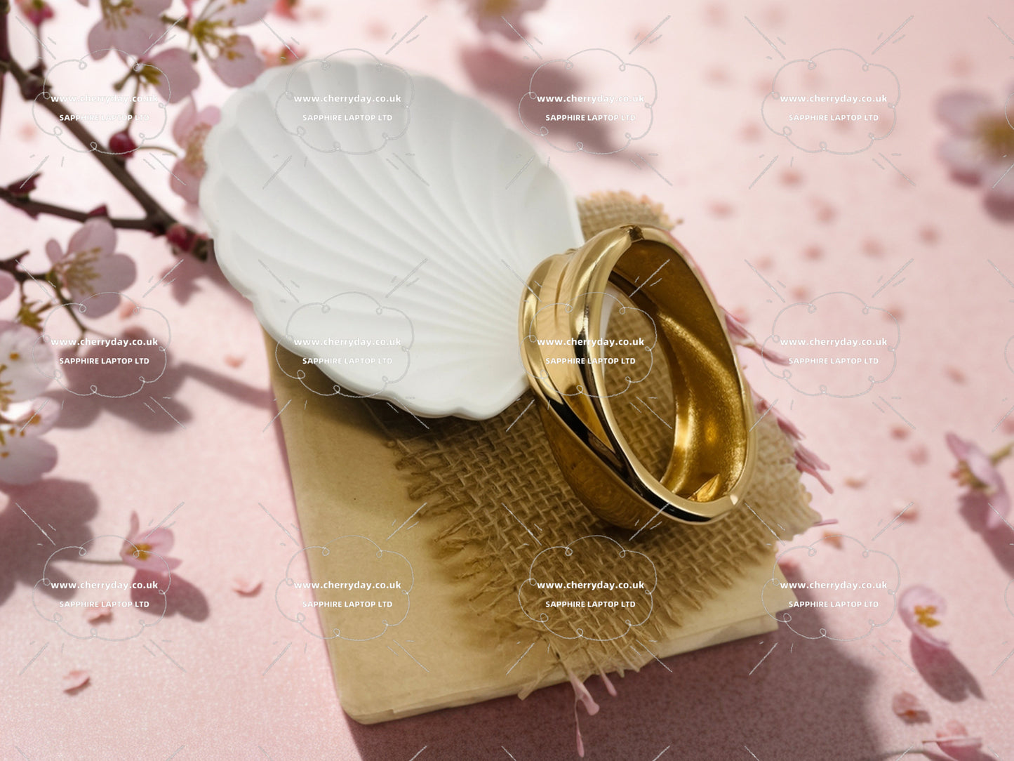 Gold wave chunky bracelet
